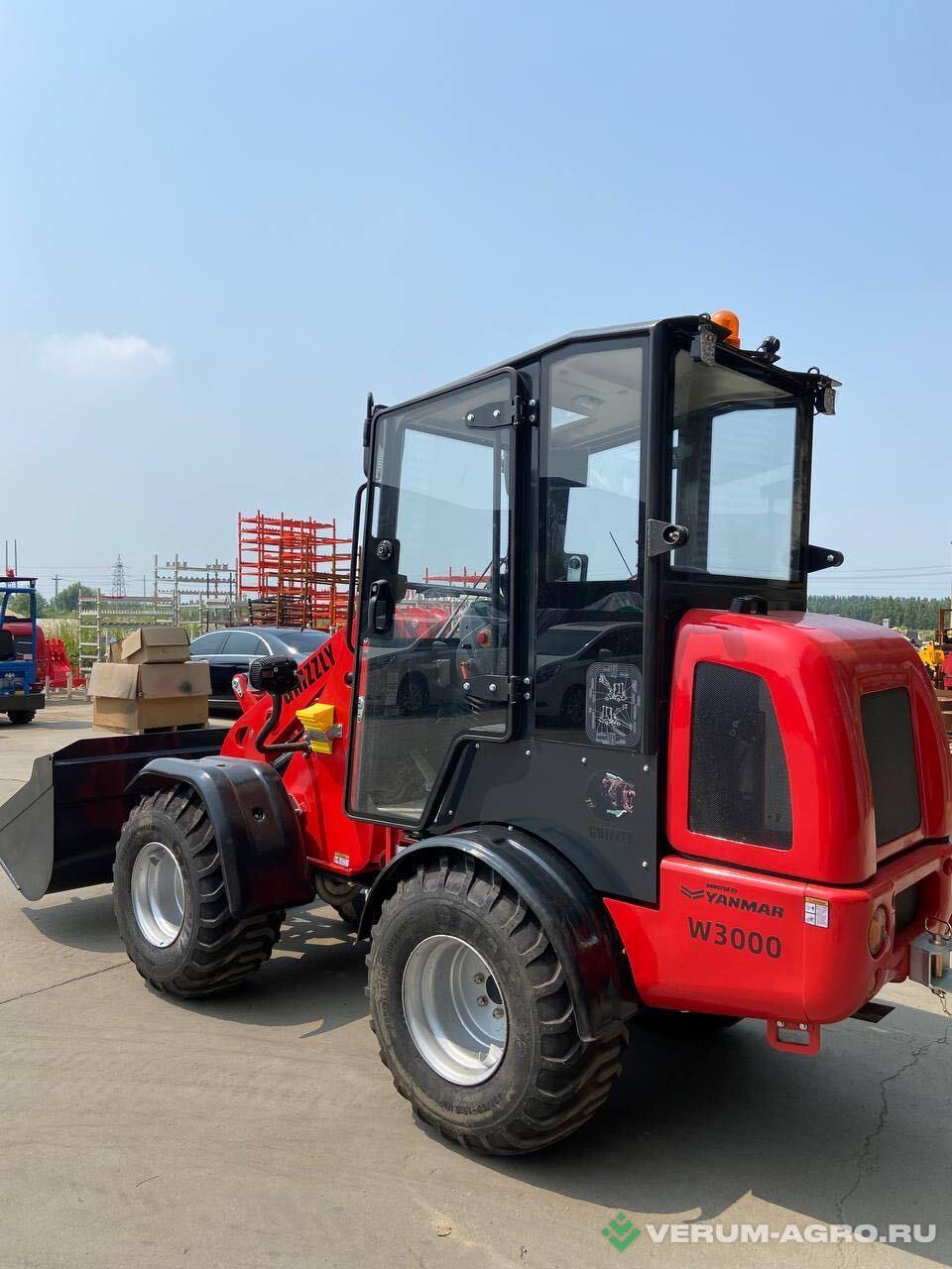 Фронтальные погрузчики - GRIZZLY W3000 