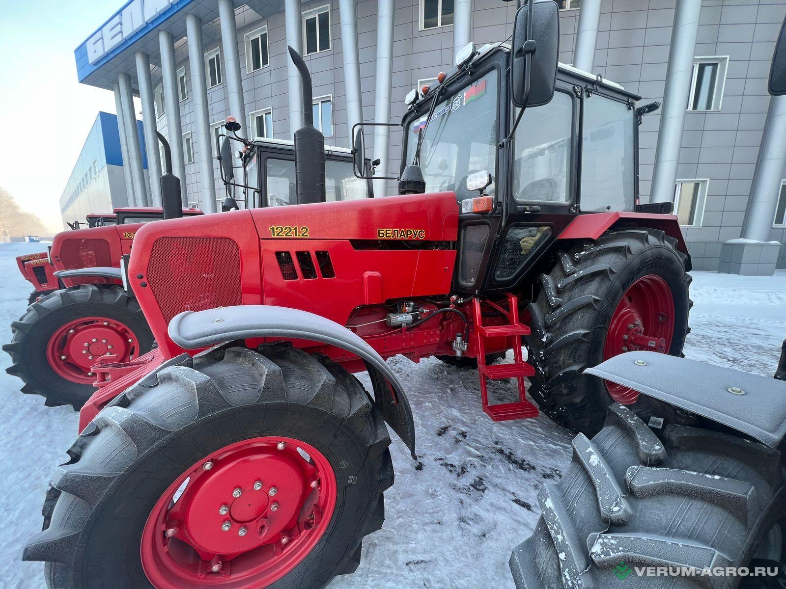Колесные тракторы - BELARUS 1221.2 