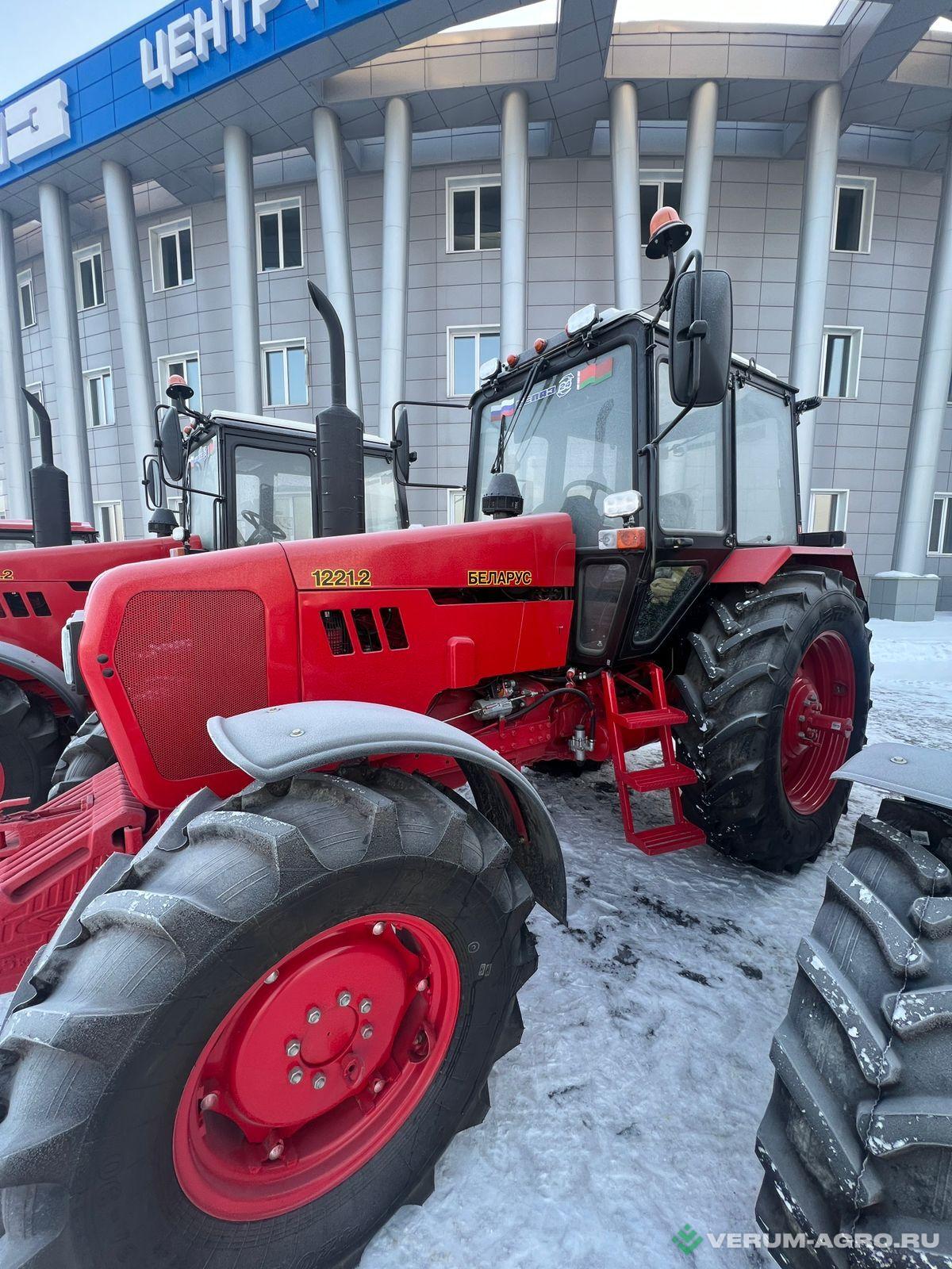 Колесные тракторы - BELARUS 1221.2 