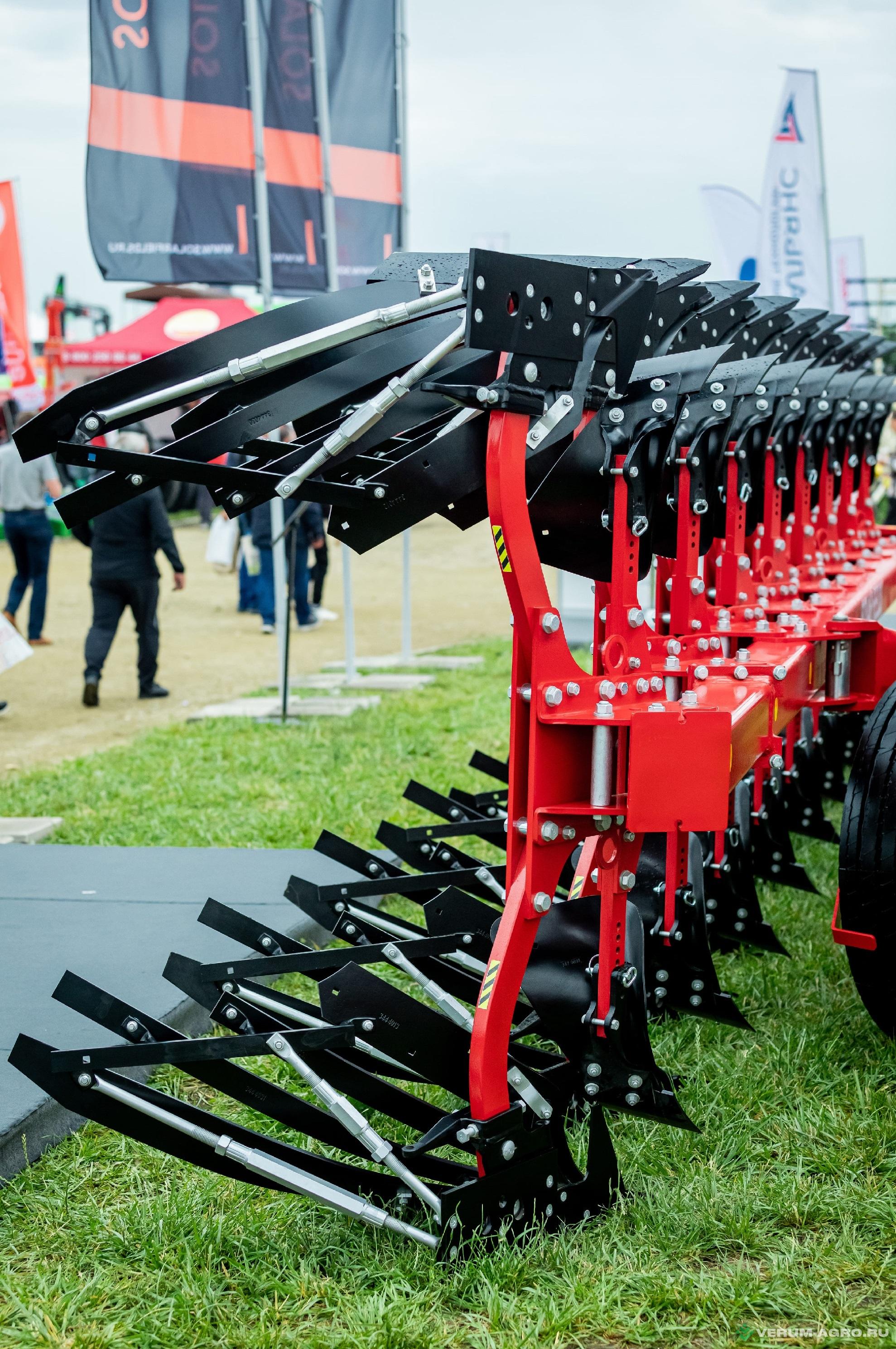 Плуги и глубокорыхлители - SOLAR FIELDS Плуг оборотный ShiftMaster 6XKX-650