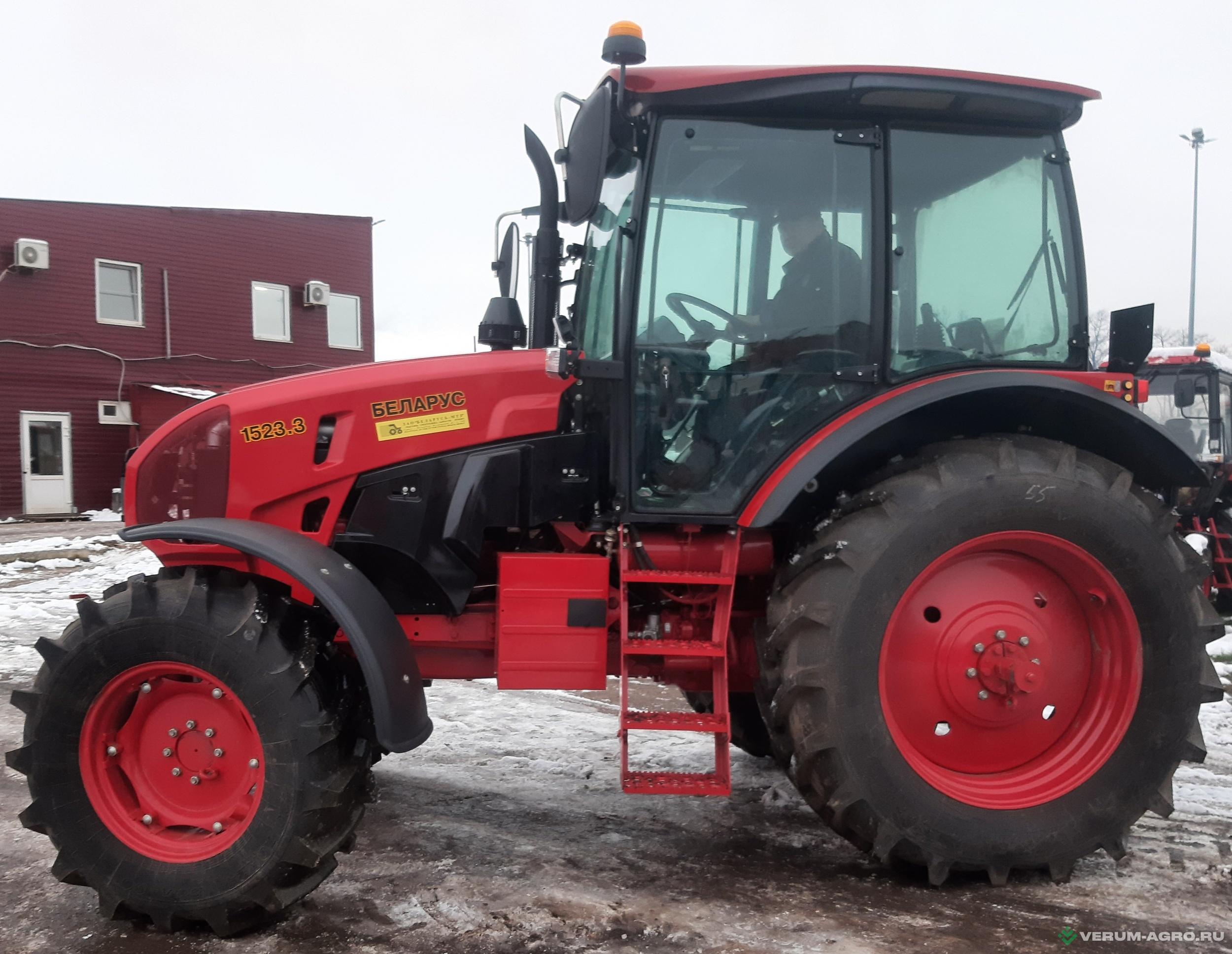 Колесные тракторы - BELARUS 1523 150