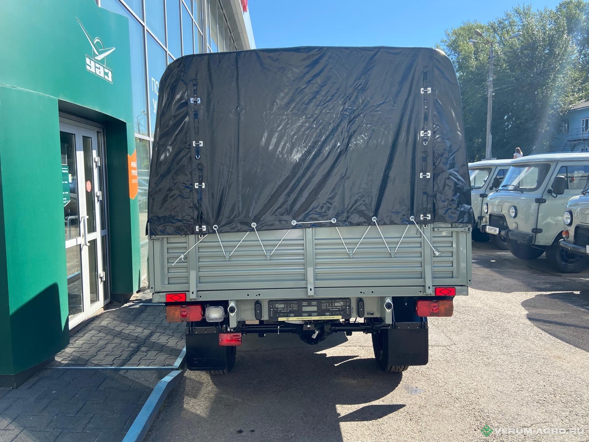 Грузовой автотранспорт - УАЗ 390945 Фермер 