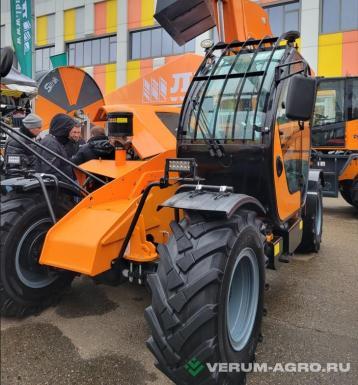 Телескопические погрузчики - AGRIMASTER Телескопический погрузчик PRO I (one) 3500кг, 6,8м с вилами палетными
