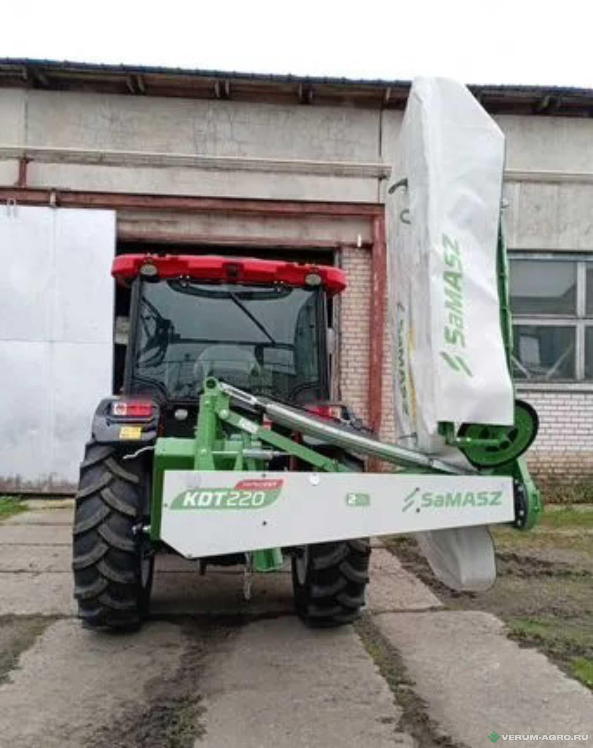 Колесные тракторы - YTO X904 