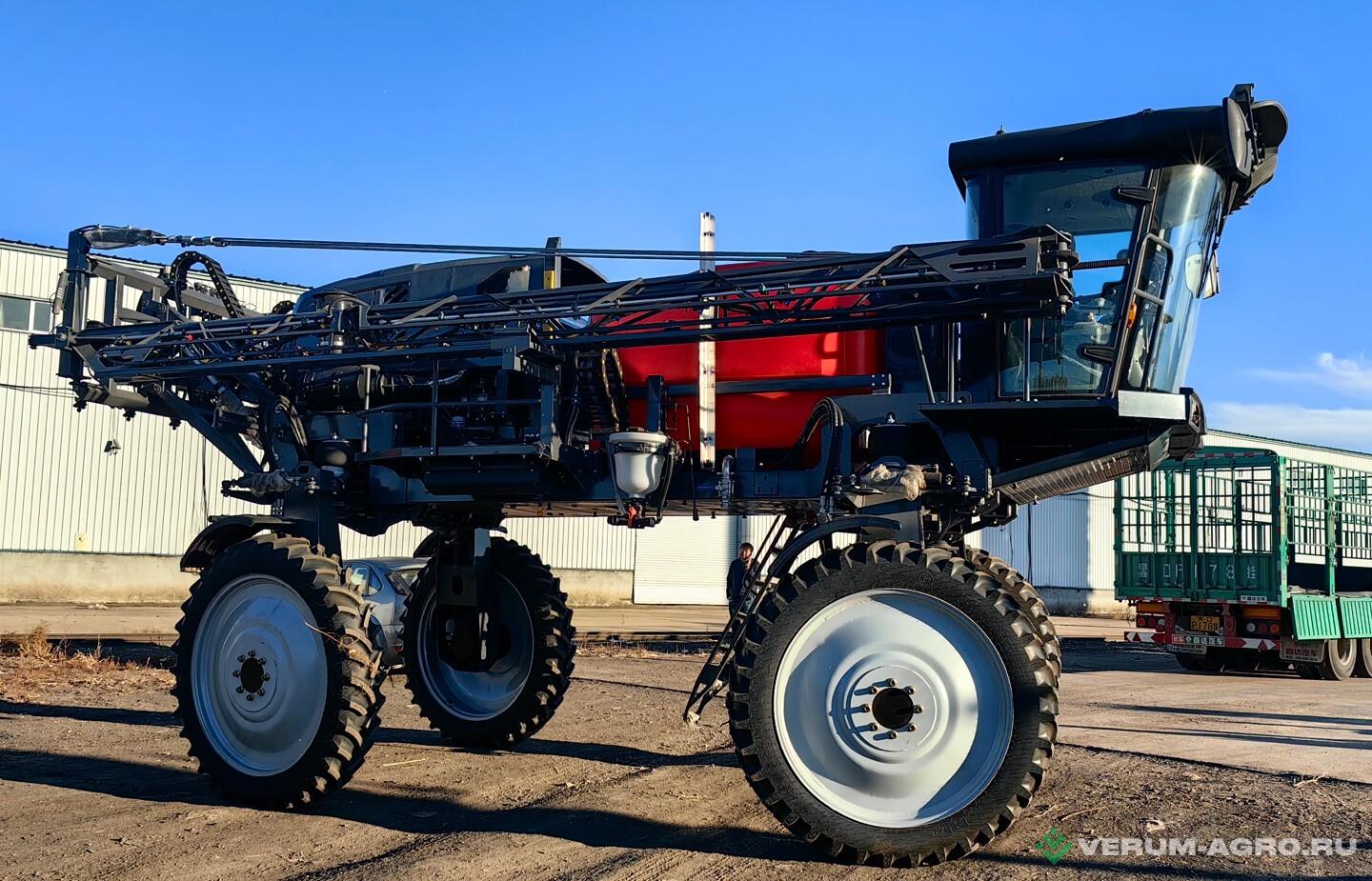 Опрыскиватели самоходные - DRAGON COMFORT 3WPYZ-3000-240 4000 л, штанга 36 м с Agroglobal AGN АТ7