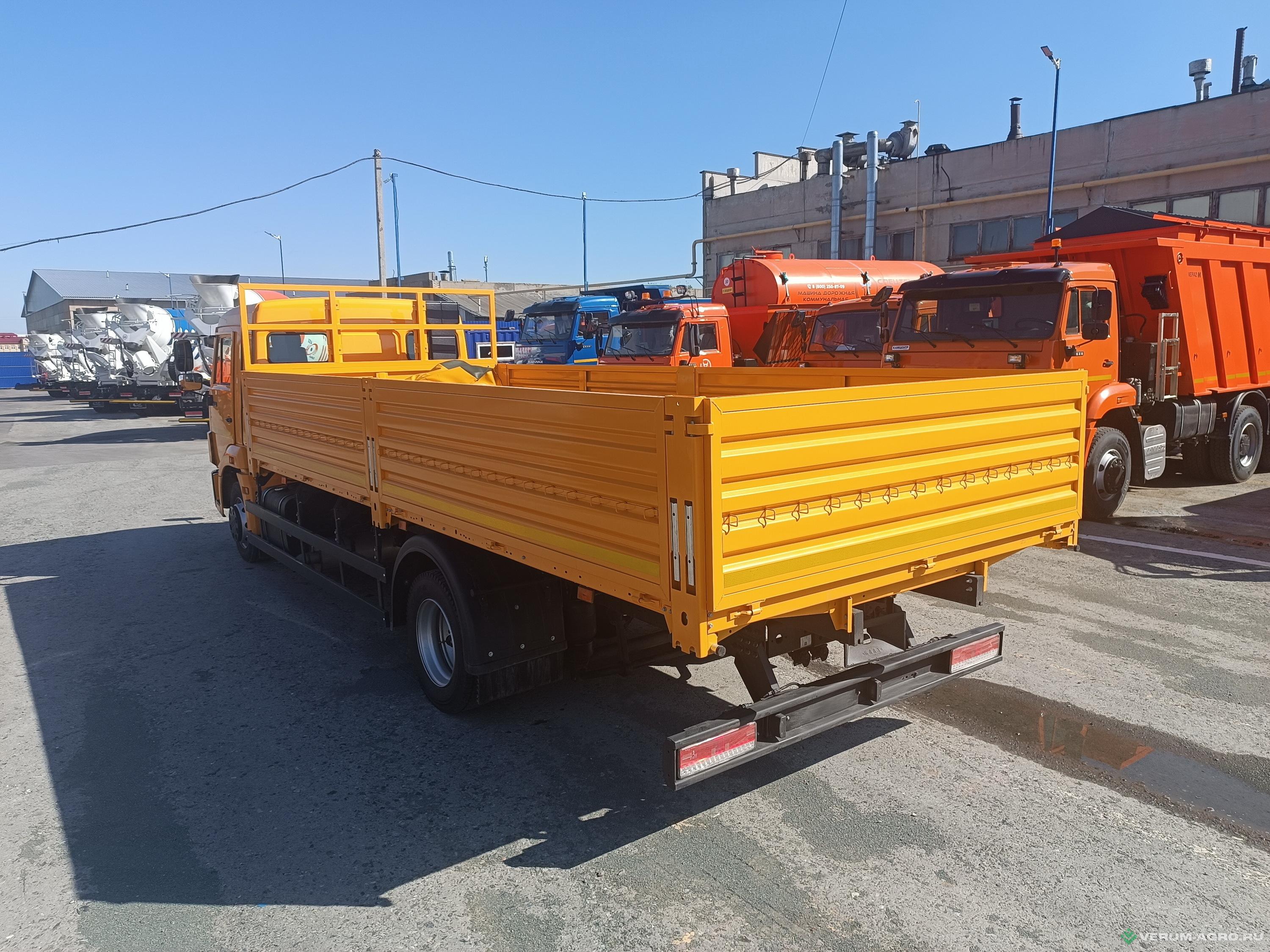 Грузовой автотранспорт - КАМАЗ 4308-6084-69, бортовой 4х2, пневмоподвеска, платформа 6112х2470х730 мм