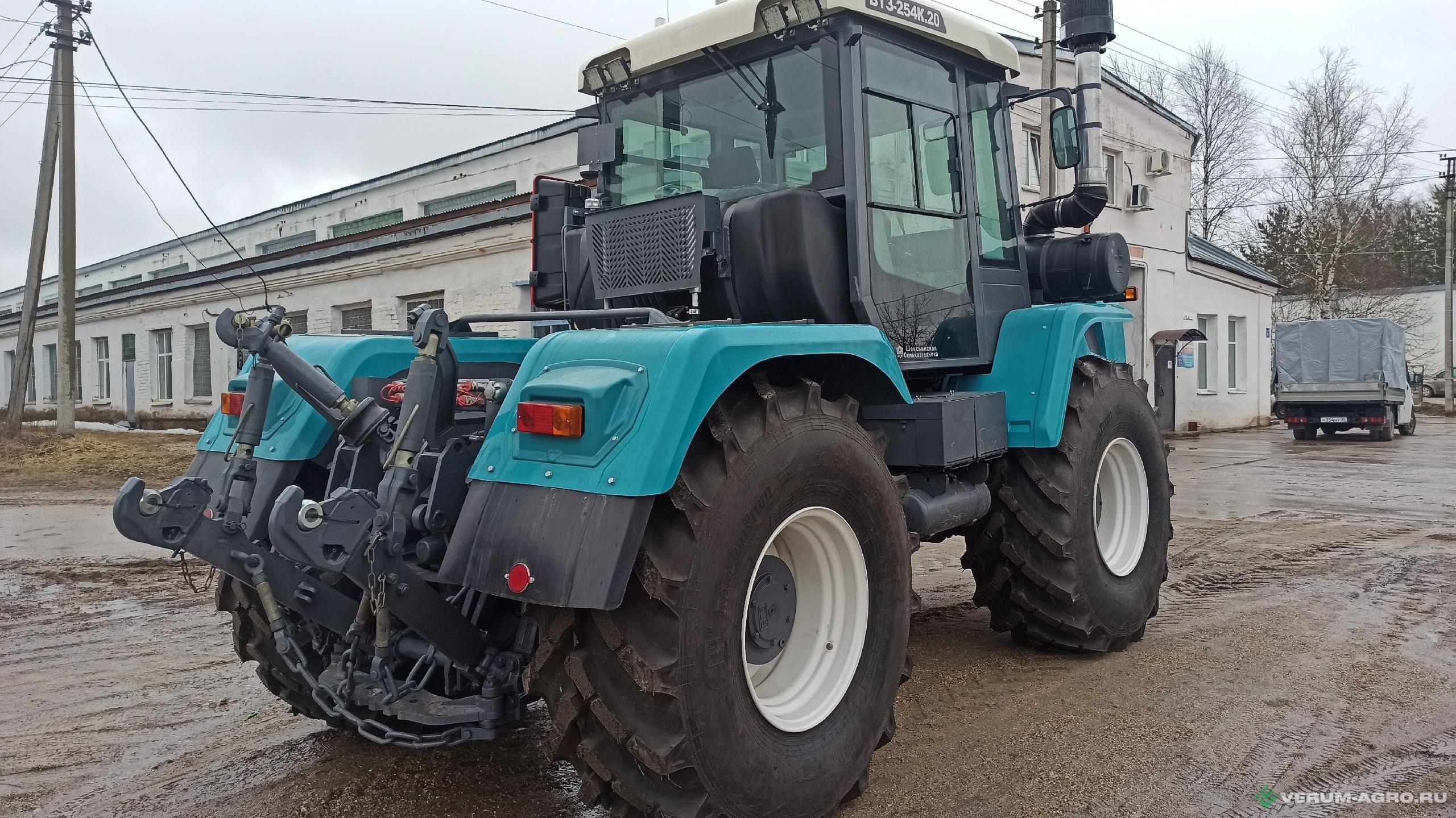 Колесные тракторы - БТЗ 254К.20 250