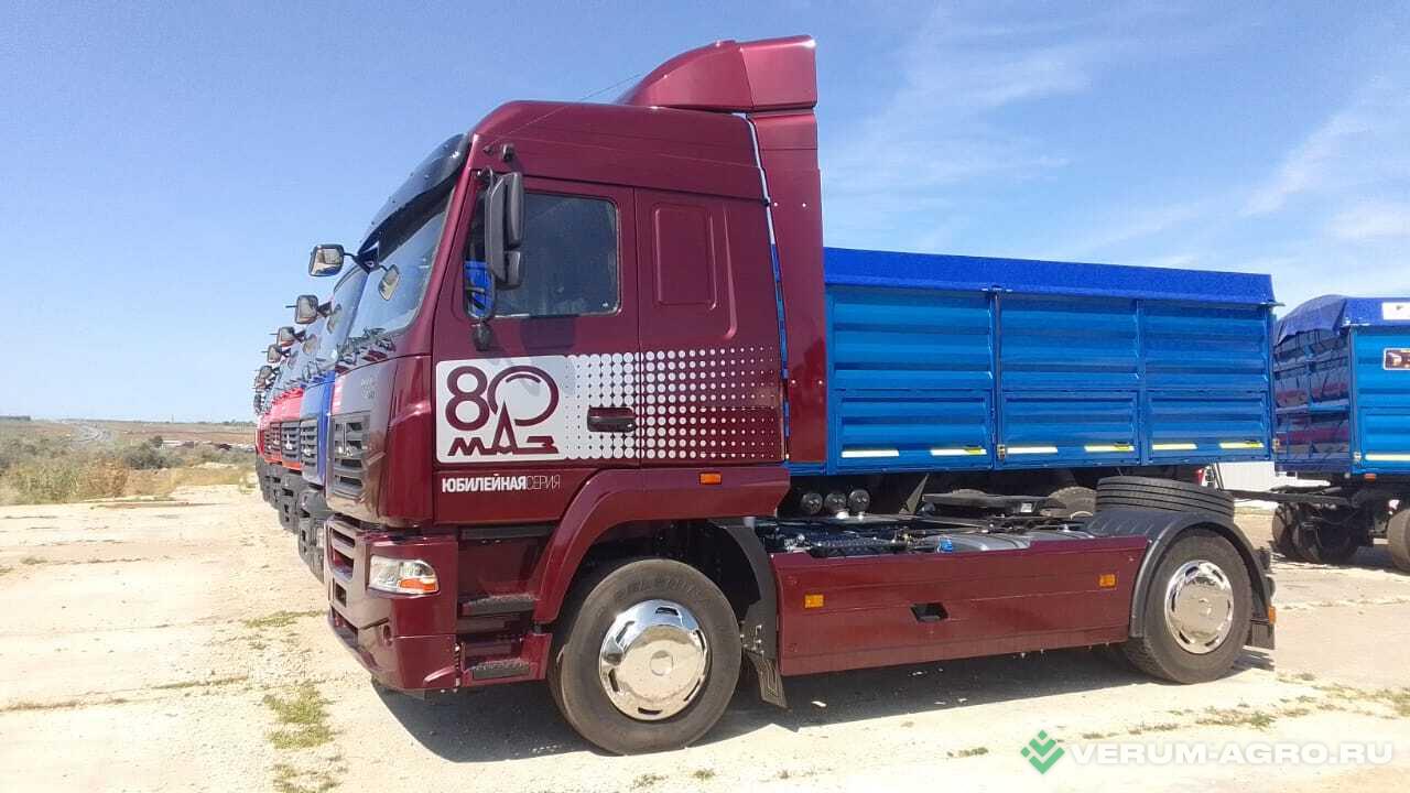 Грузовой автотранспорт - МАЗ 54402L тягач