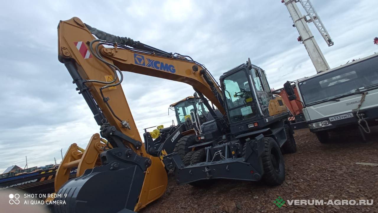 Экскаваторы - XCMG XE210WD 