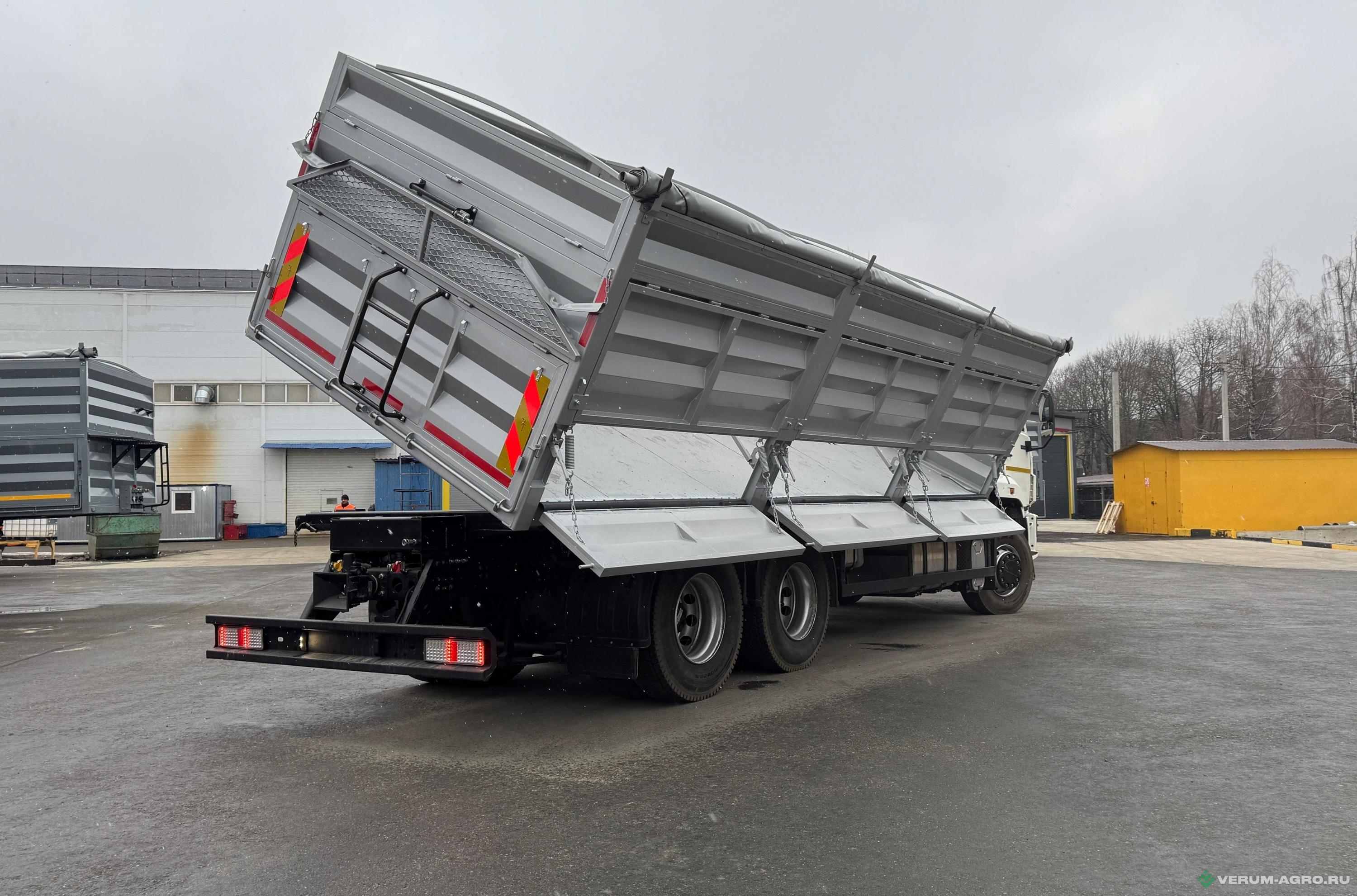 Грузовой автотранспорт - КАМАЗ 653511 самосвал зерновоз