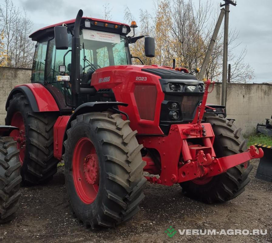 Колесные тракторы - BELARUS 2023 012