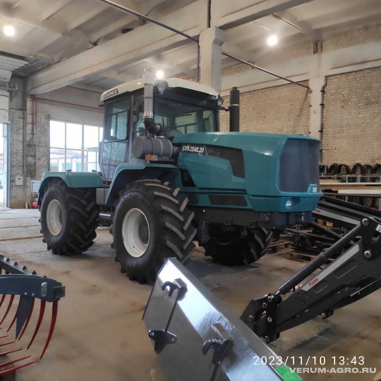 Колесные тракторы - БТЗ 254К-20 