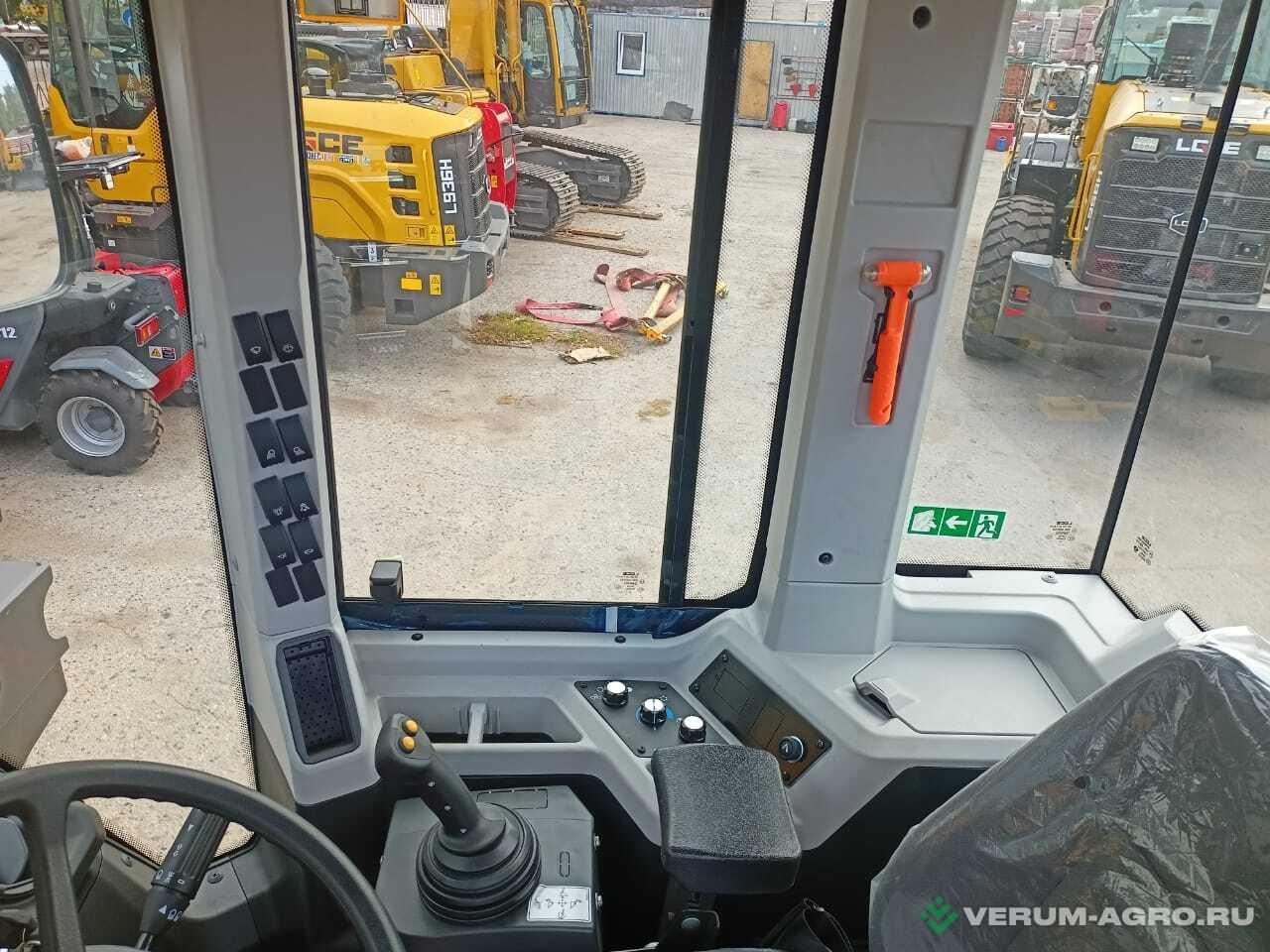 Фронтальные погрузчики - LGCE L935H 