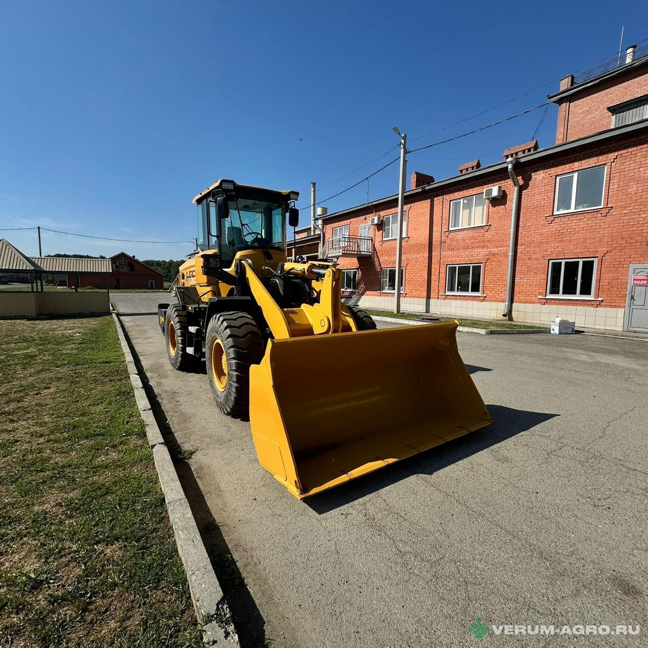 Фронтальные погрузчики - LGCE L935H 