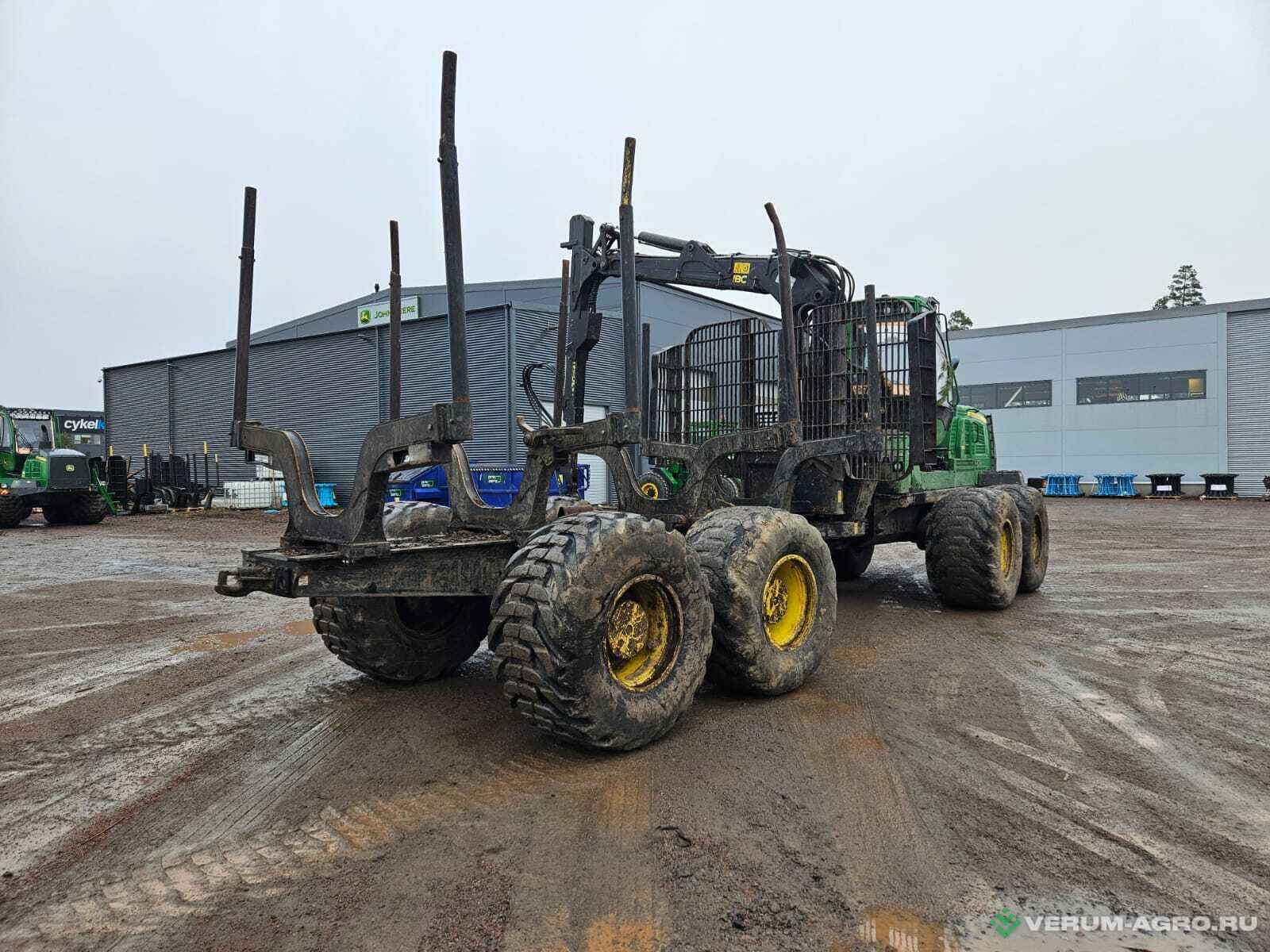Форвардеры - JOHN DEERE 1910G 