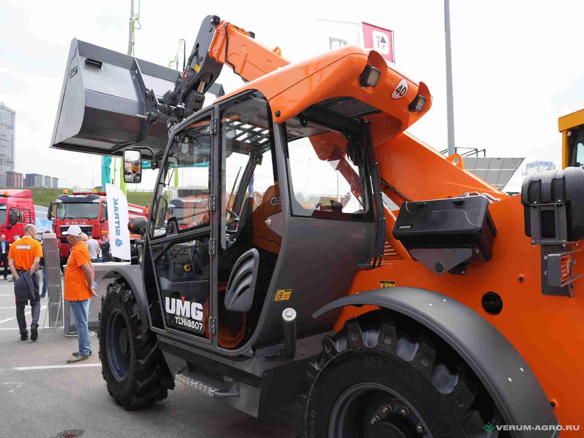 Телескопические погрузчики - UMG Телескопический погрузчик TLH-3507 CE 