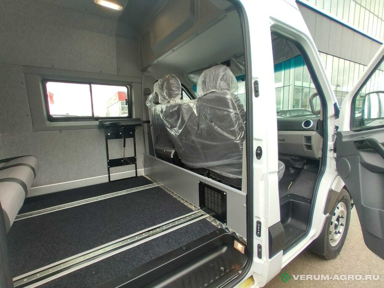 Грузовой автотранспорт - SOLLERS ATLANT 174303 грузопассажирский фургон
