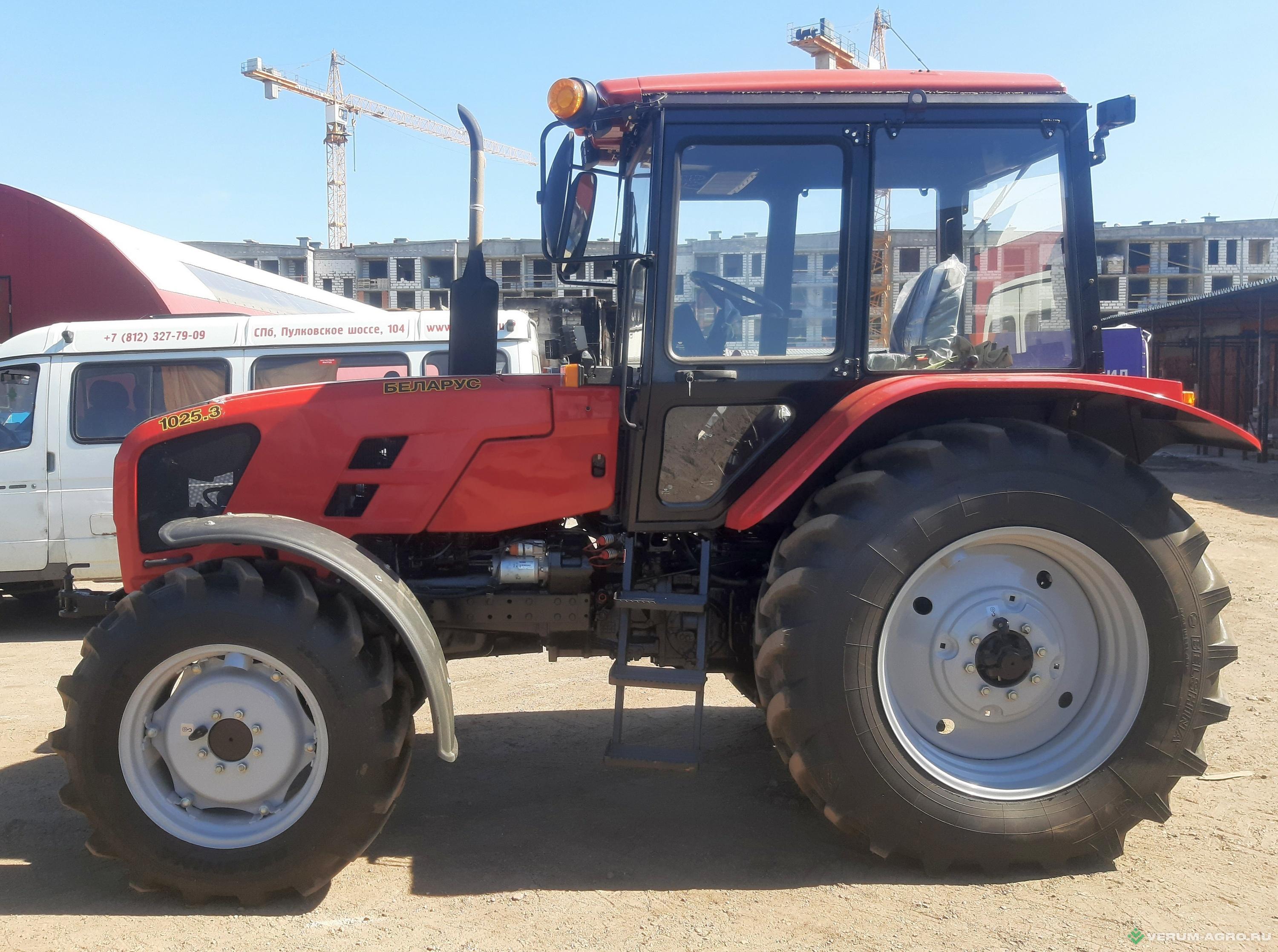 Колесные тракторы - BELARUS 1025.3 001