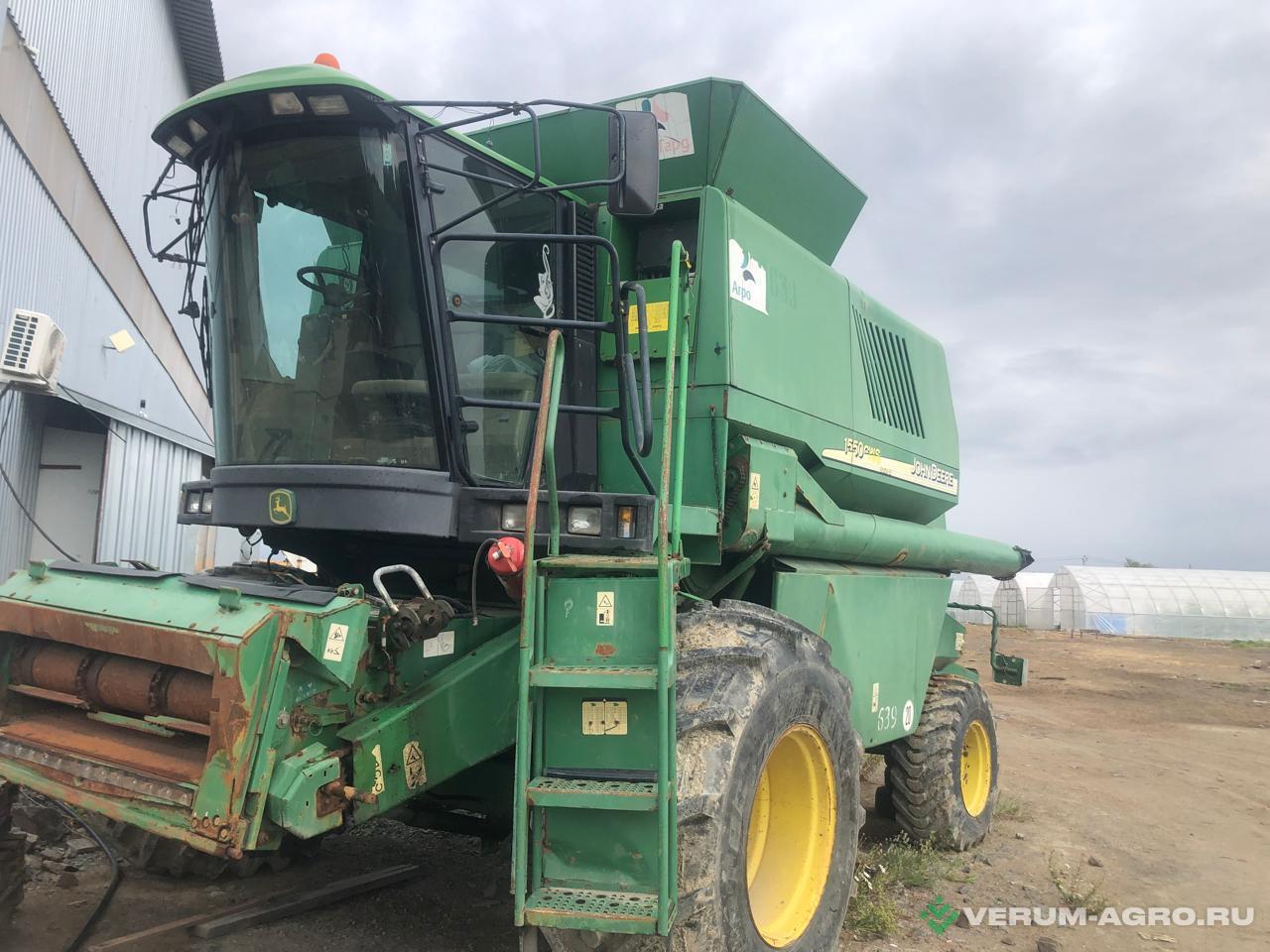 Зерноуборочные комбайны - JOHN DEERE 550 
