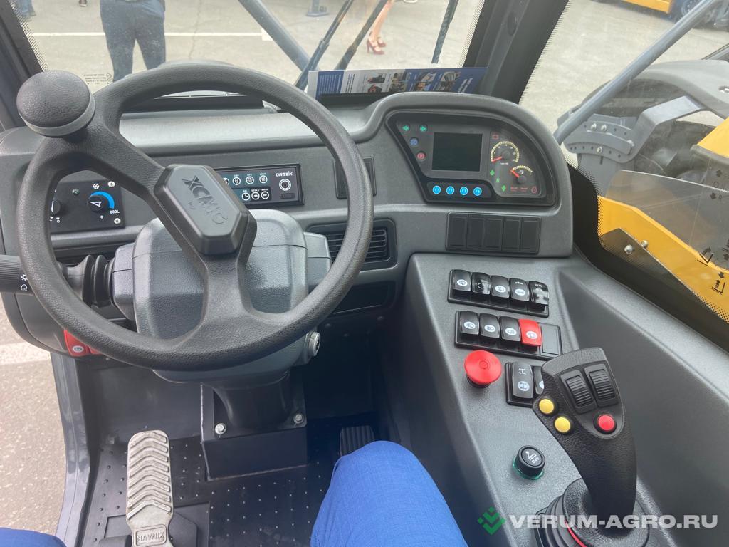 Телескопические погрузчики - XCMG XC6-3007K 