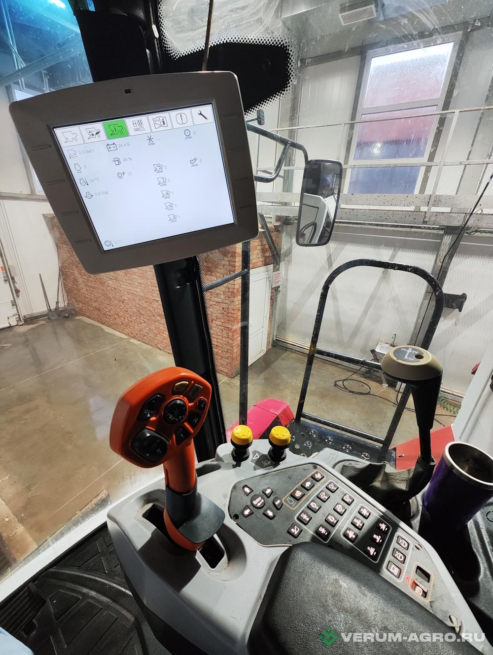 Зерноуборочные комбайны - РОСТСЕЛЬМАШ Acros 585 