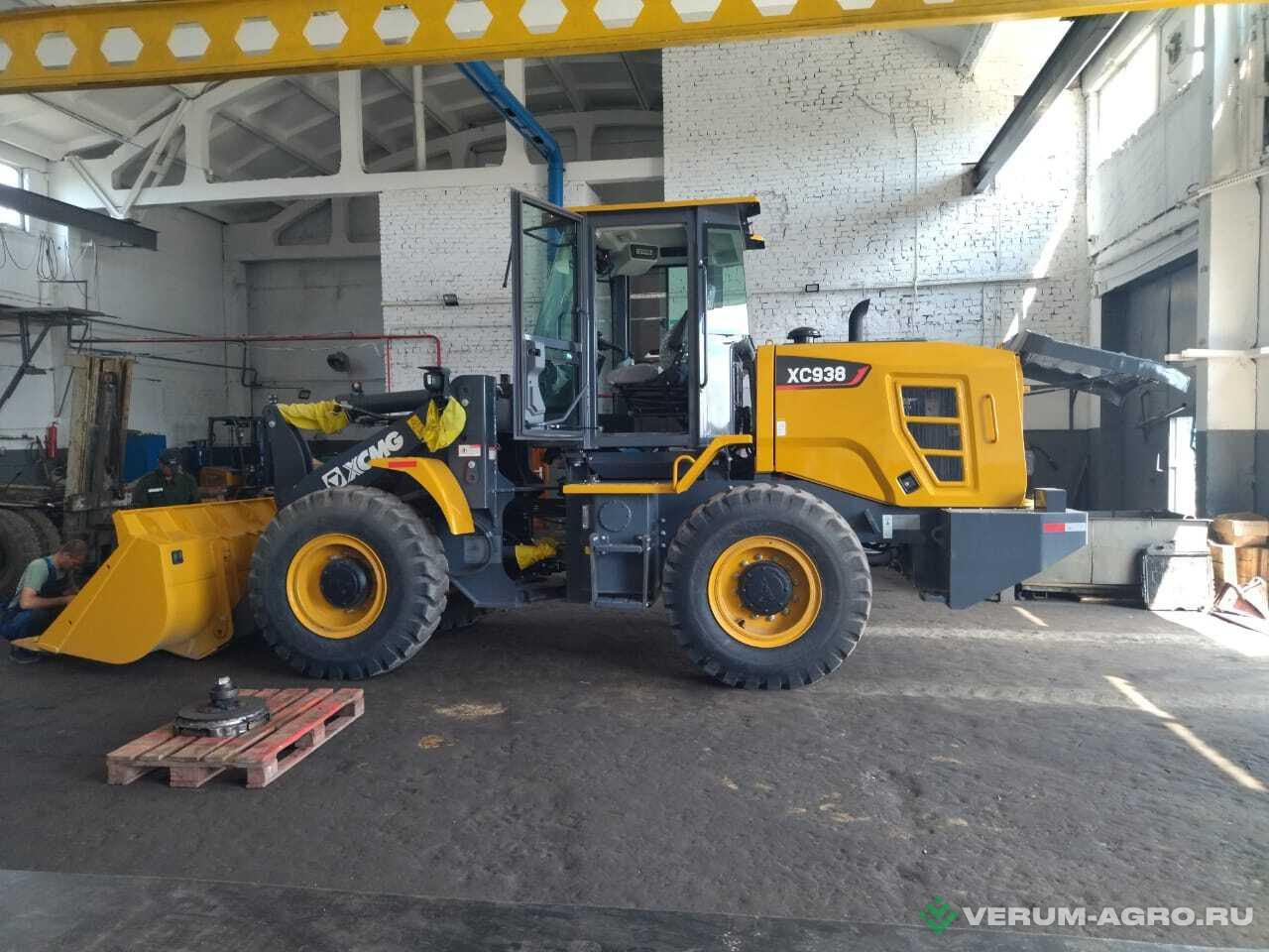 Фронтальные погрузчики - XCMG XC938 XC938
