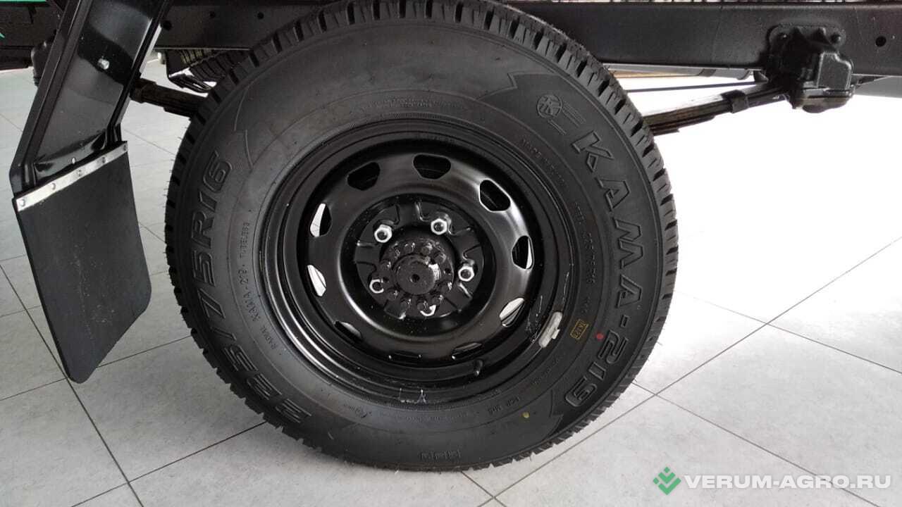 Легковой автотранспорт - УАЗ 3303 ,Бортовой 2х местный 