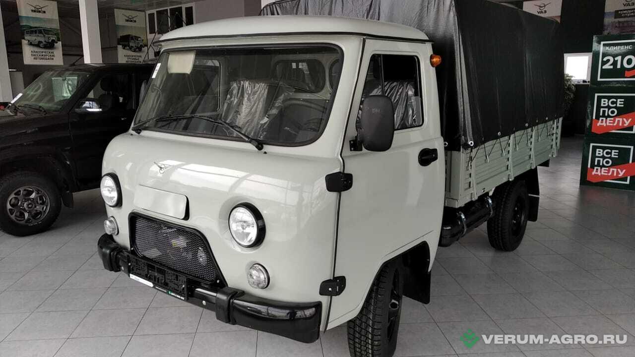 Легковой автотранспорт - УАЗ 3303 ,Бортовой 2х местный 
