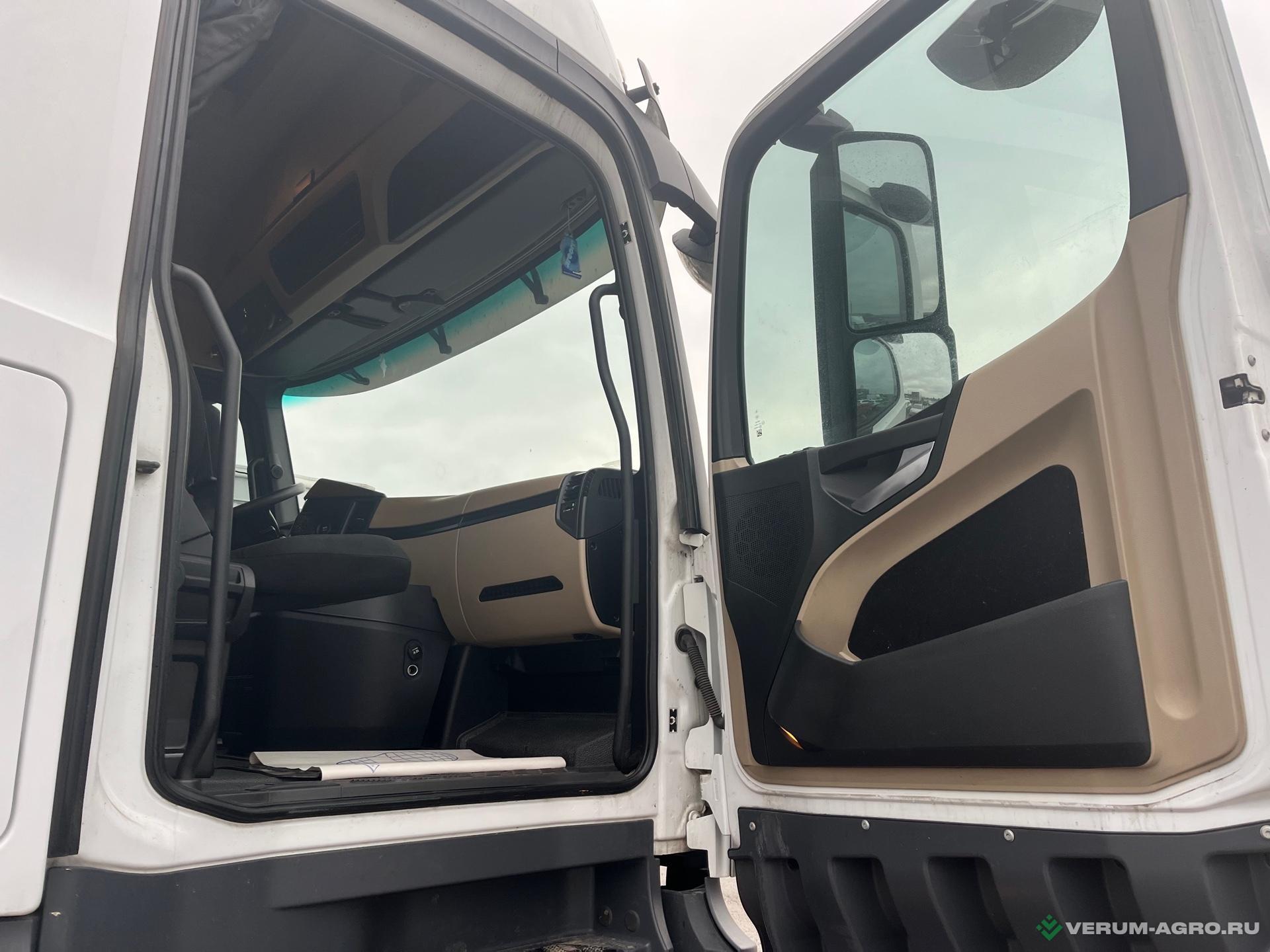 Грузовой автотранспорт - MERCEDES Actros 1845 Тягач