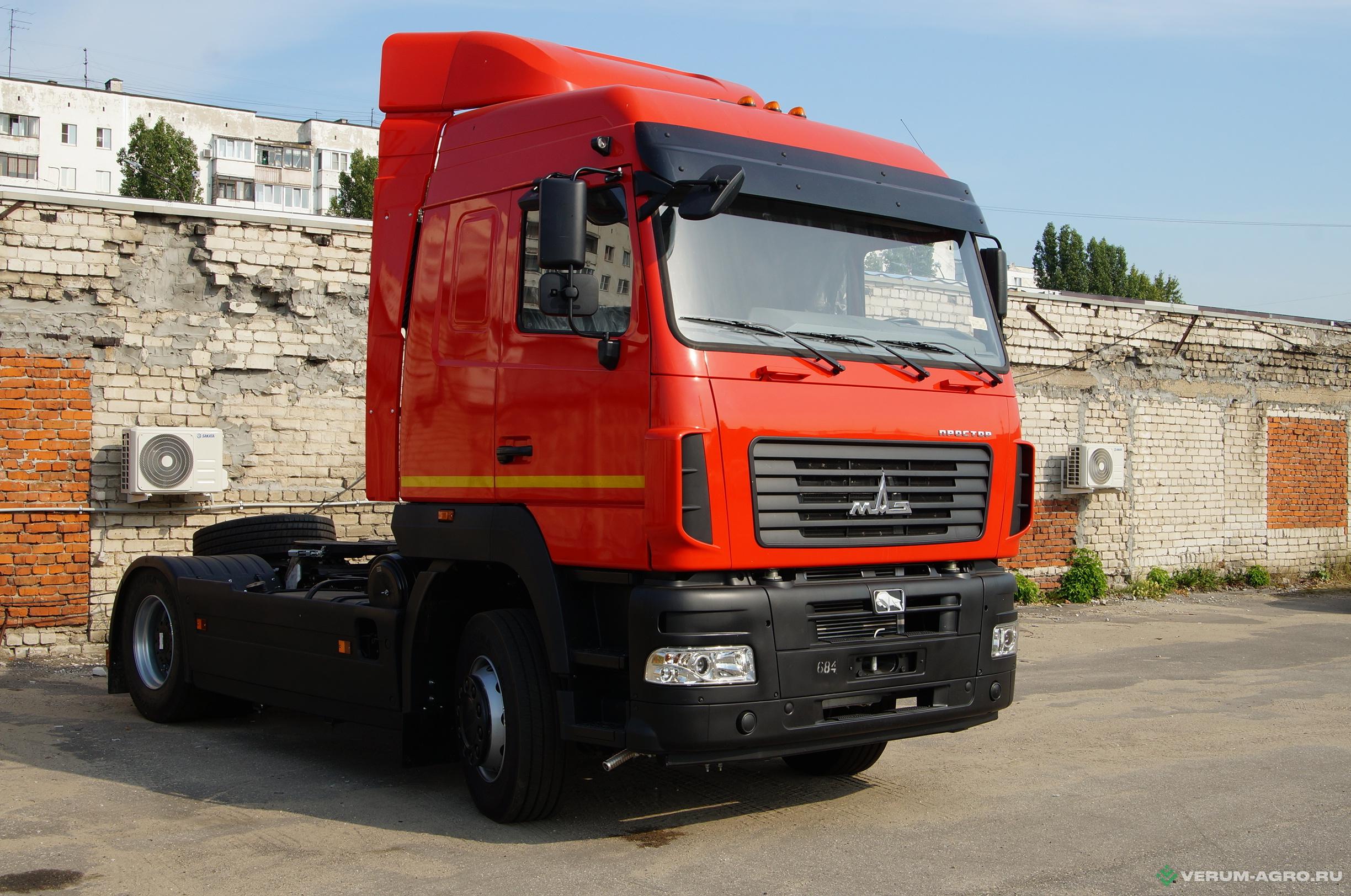 Грузовой автотранспорт - МАЗ 5440С9-570-031 Тягач