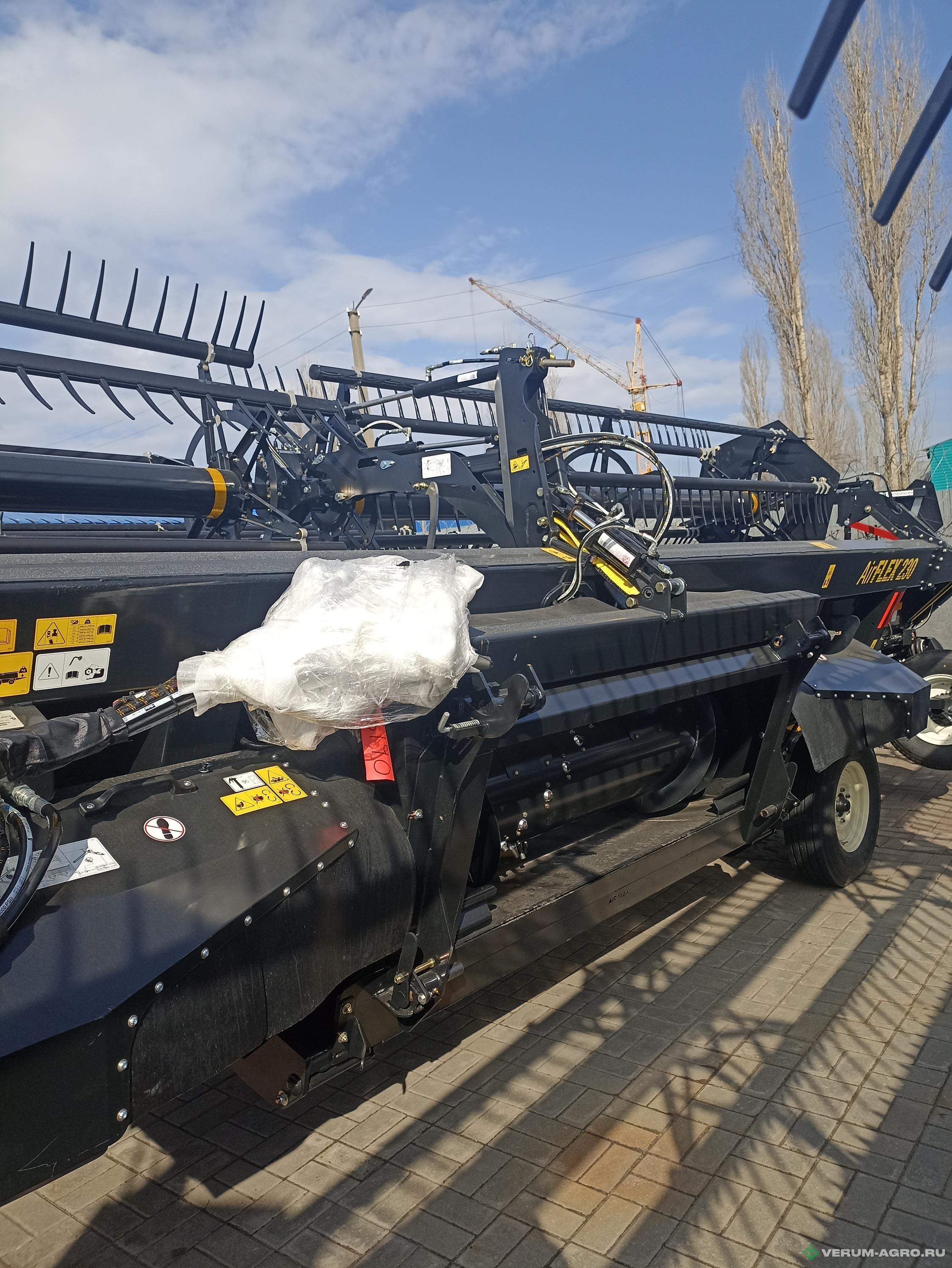 Жатки и оборудование для комбайнов - HONEY BEE Flex 12 метров