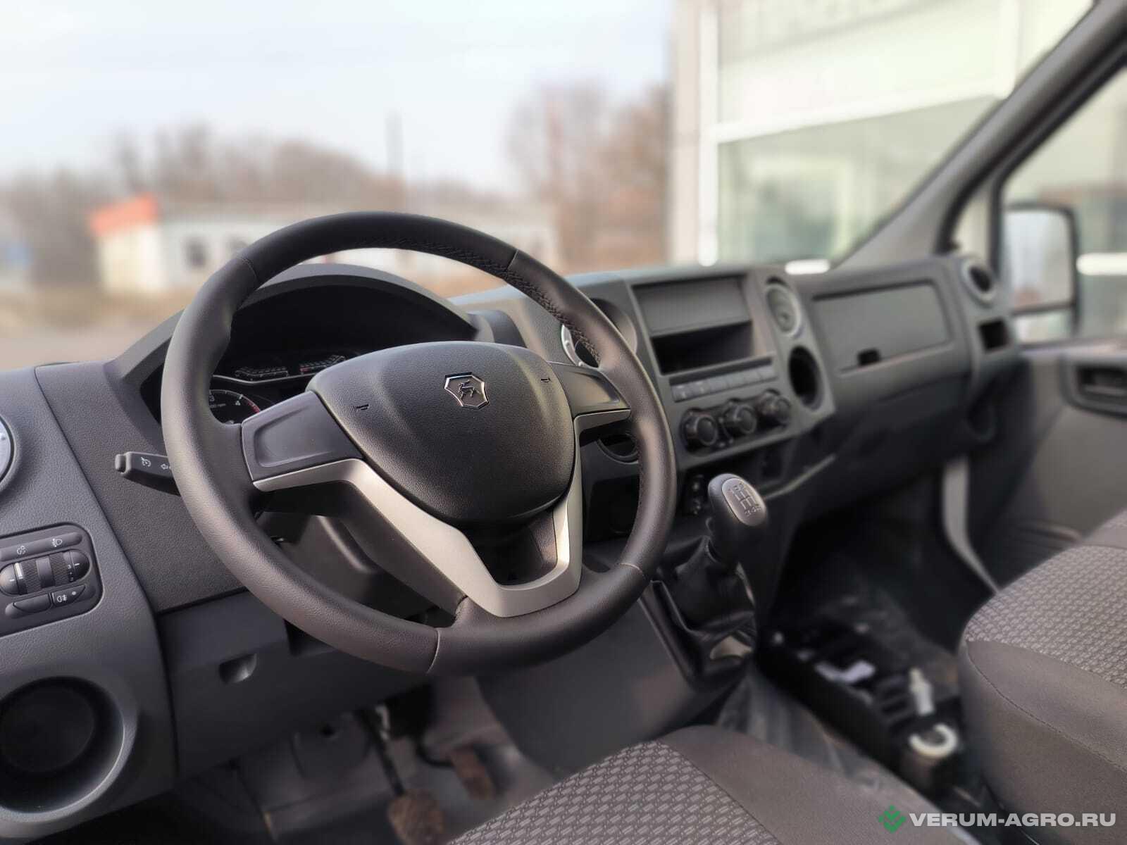 Грузовой автотранспорт - ГАЗ А21R22 