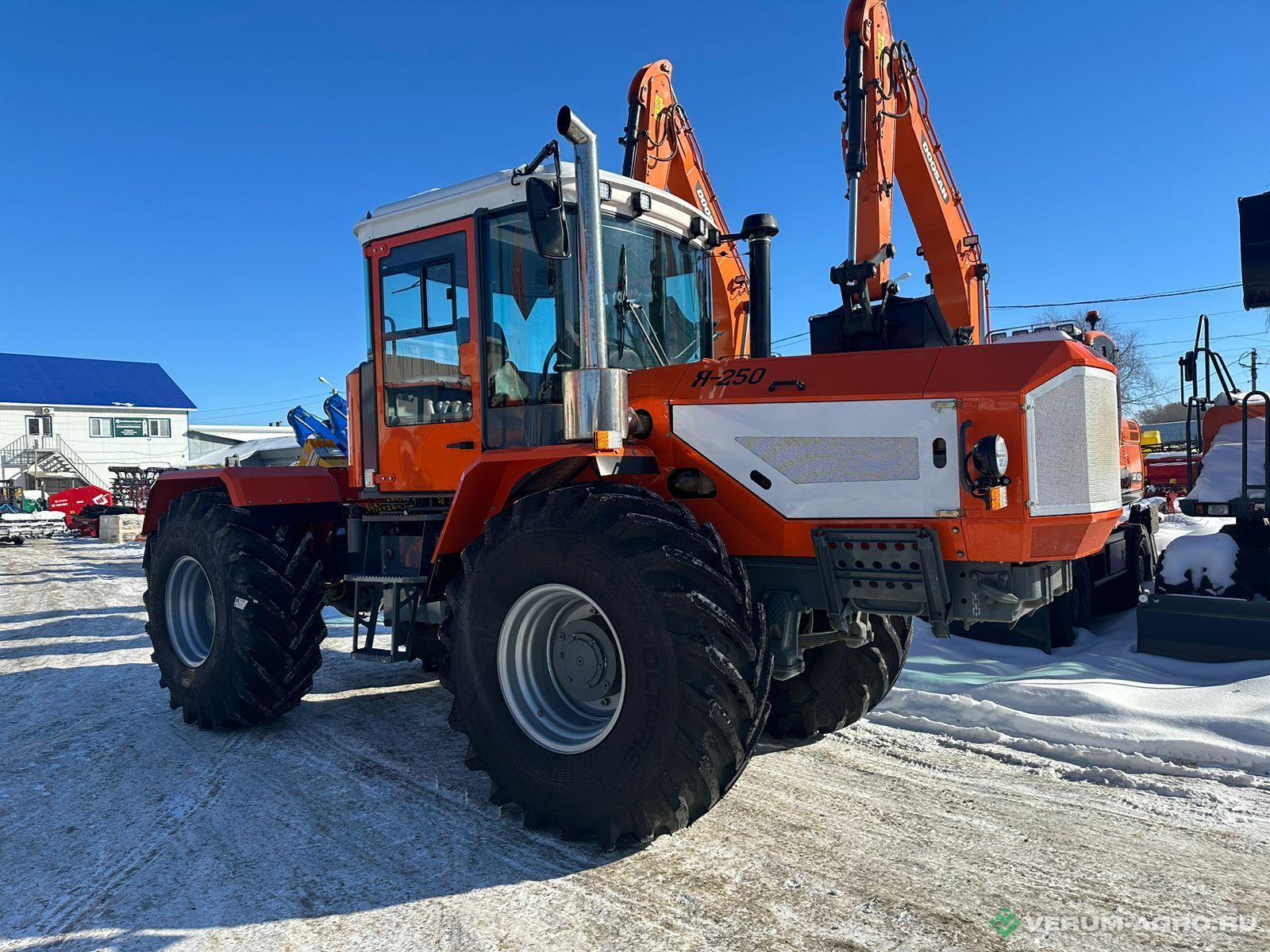 Колесные тракторы - ЯРОСЛАВЕЦ Я-250 