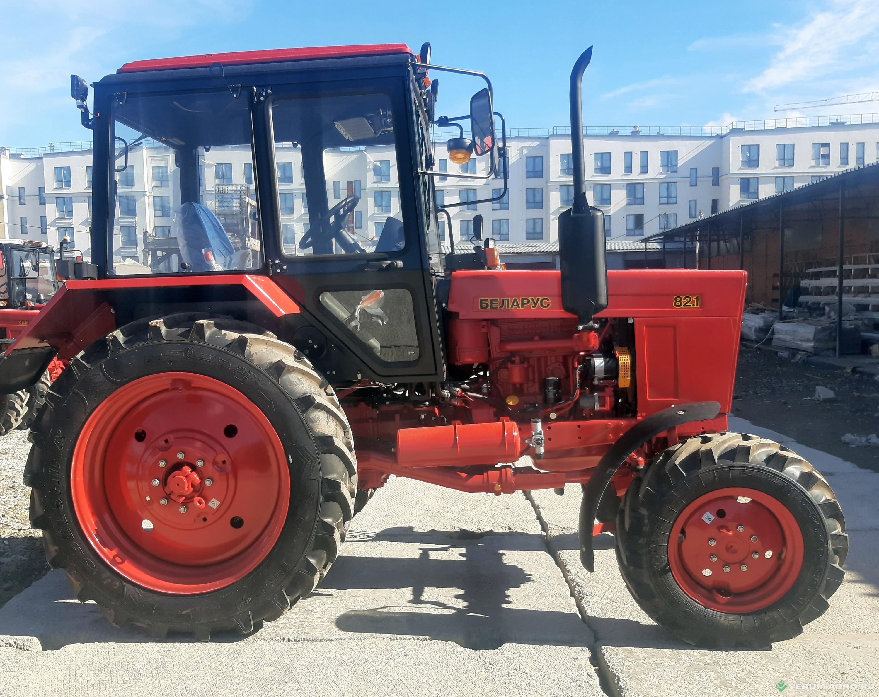 Колесные тракторы - BELARUS 82.1 002