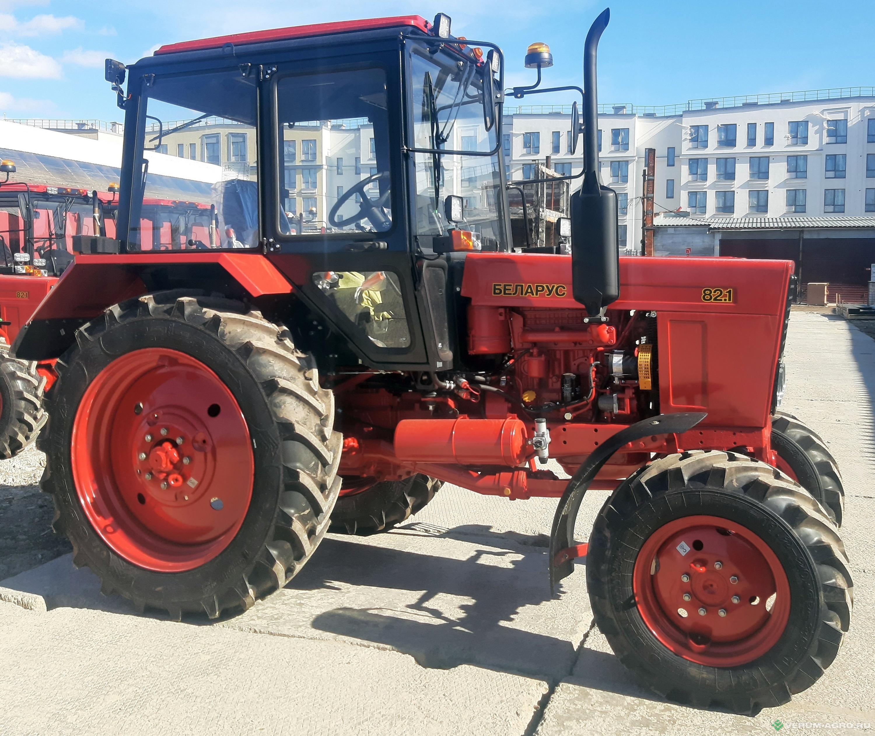 Колесные тракторы - BELARUS 82.1 002