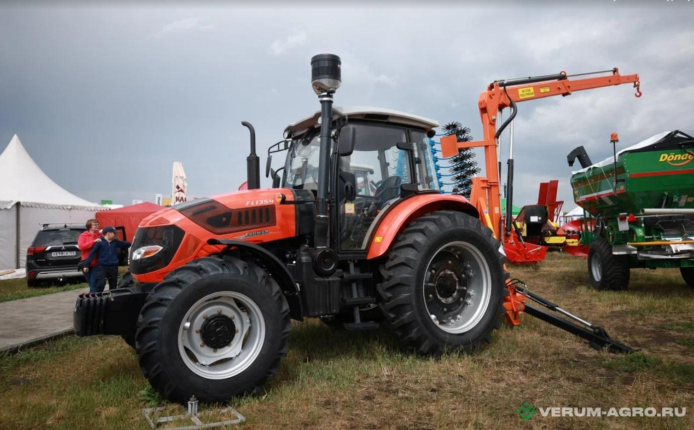Колесные тракторы - FARMER FL1354 