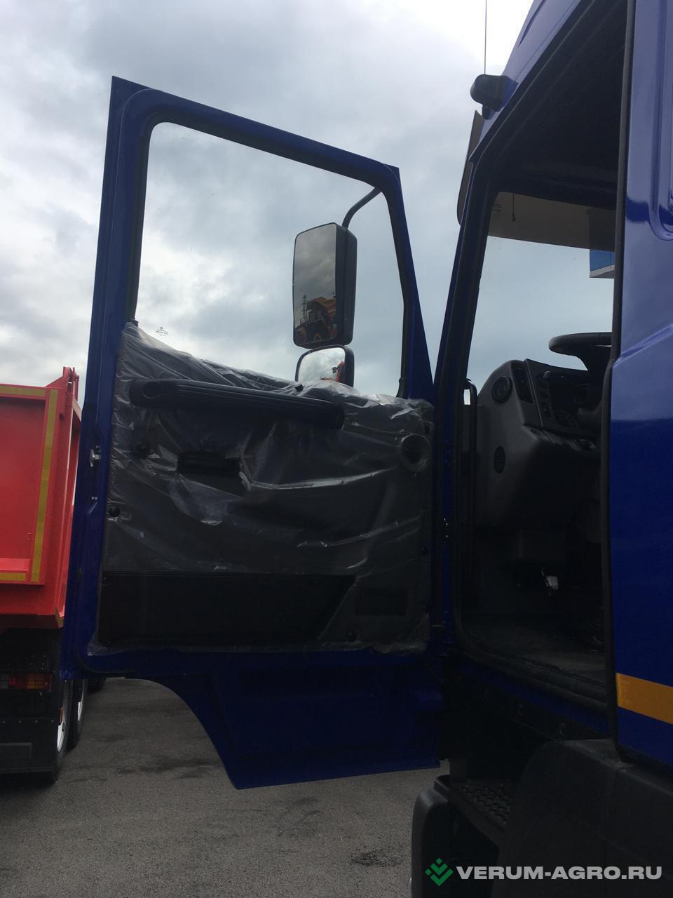 Грузовой автотранспорт - МАЗ - 54402L-531-030 седельный тягач 4х2
