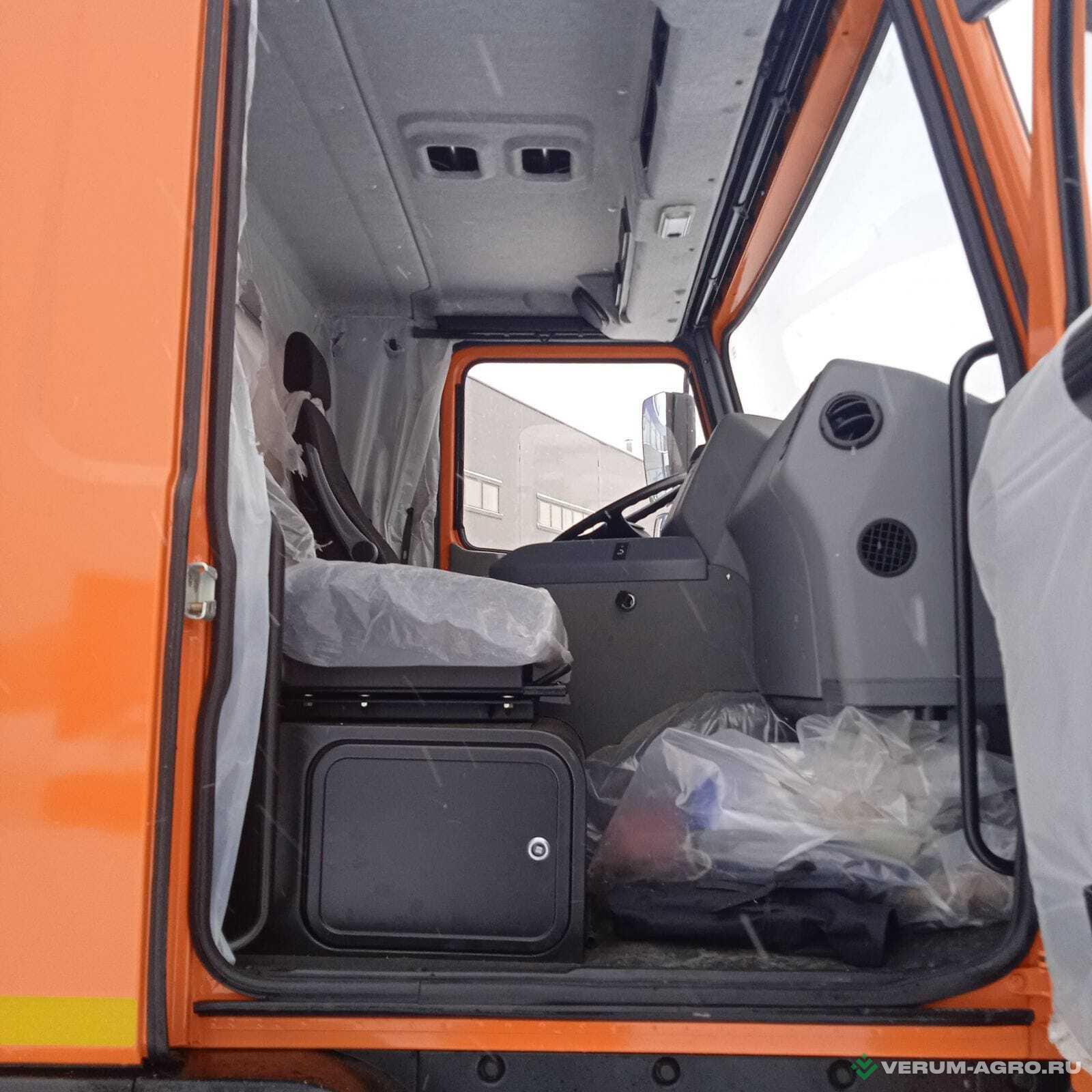 Грузовой автотранспорт - МАЗ 555026-4585-000 
