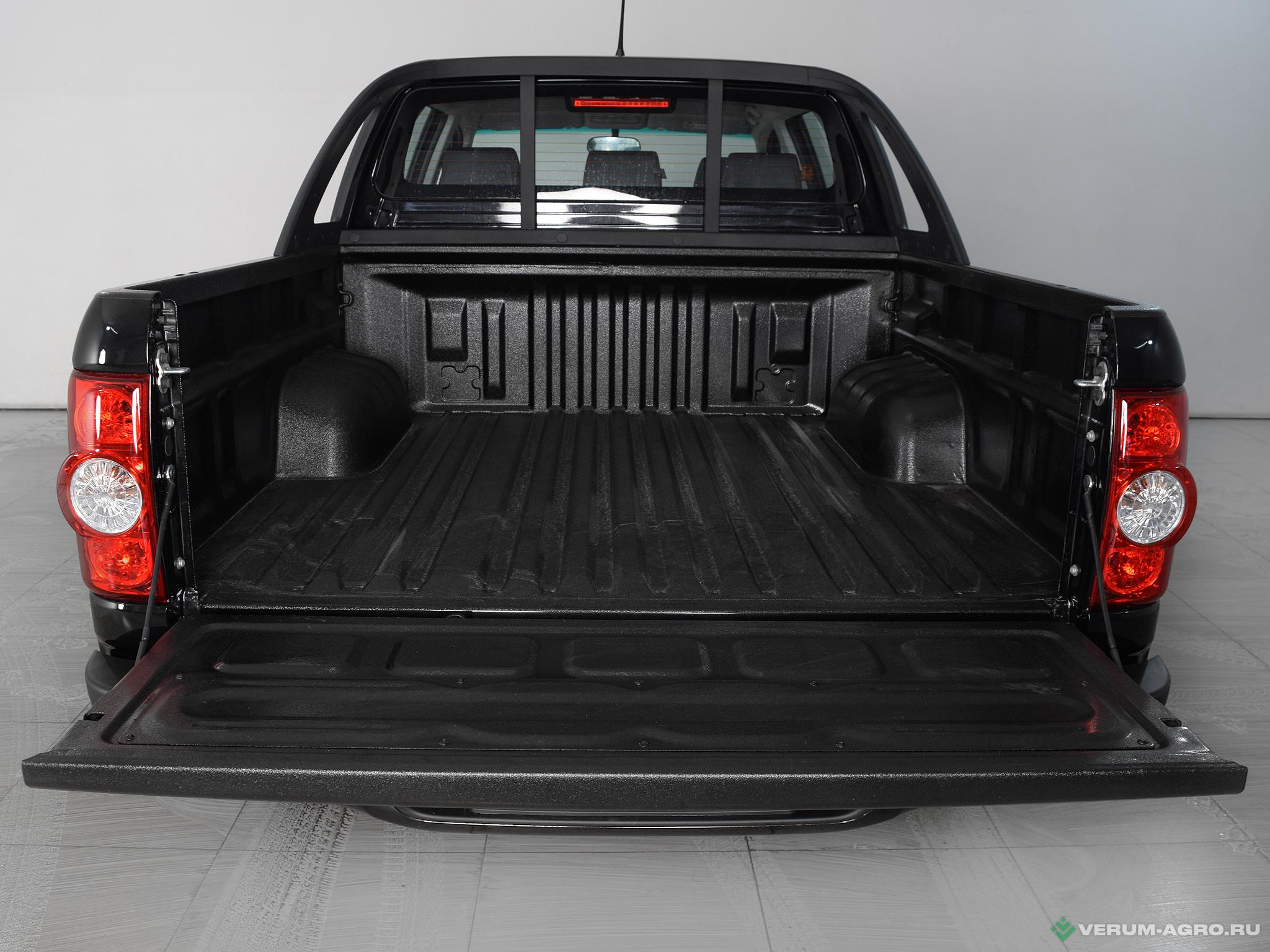 Грузовой автотранспорт - SOLLERS ST6  пикап
