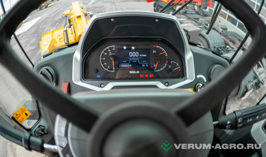 Фронтальные погрузчики - LGCE L946H ковш 2,5 м стандартный