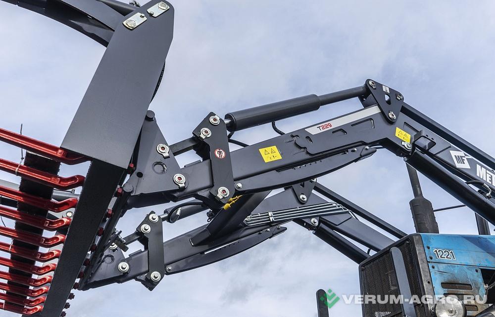 Навесные погрузчики - METAL-FACH Бык Т-229 M на МТЗ 1221