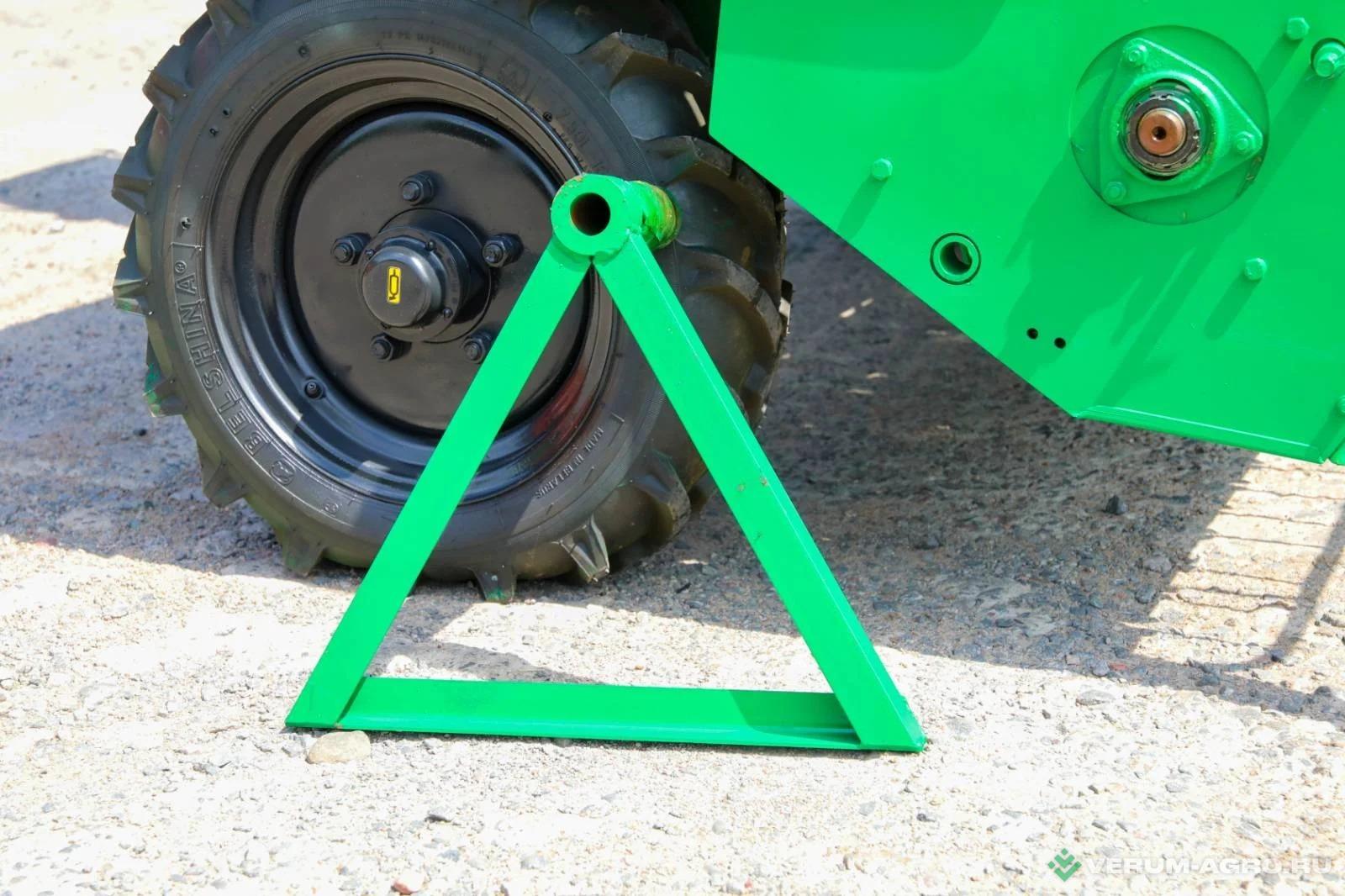 Пресс-подборщики - БОБРУЙСКАГРОМАШ ППТ-160 