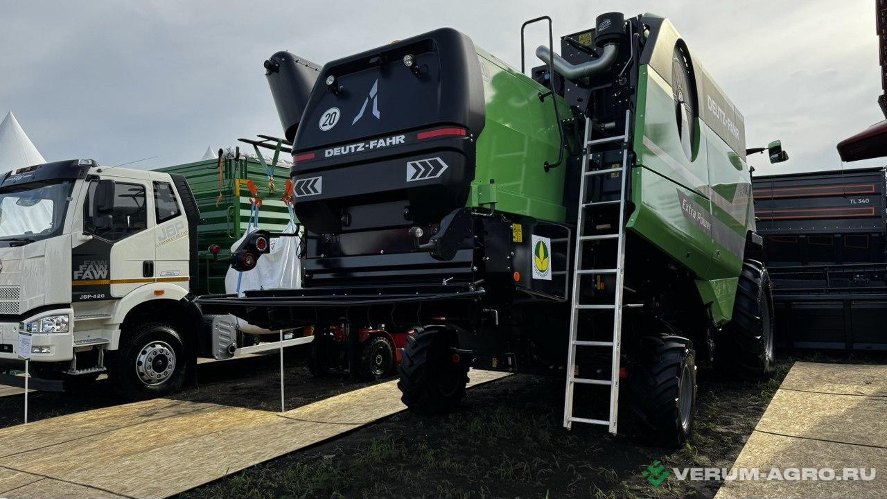 Зерноуборочные комбайны - DEUTZ-FAHR C7206 TS 