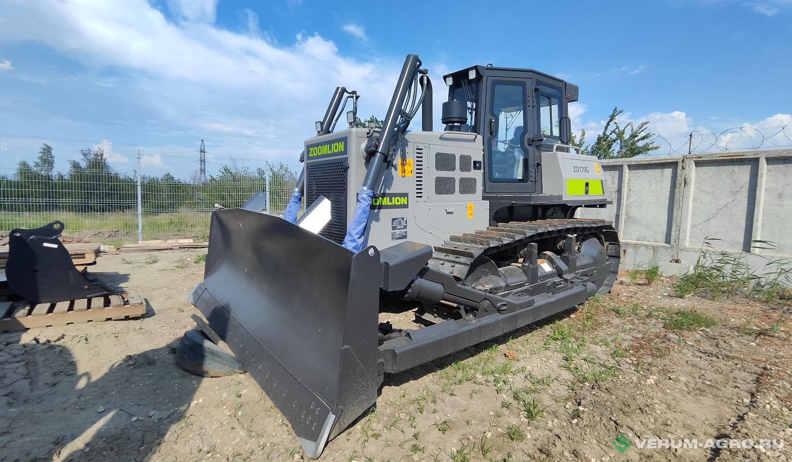 Бульдозеры - ZOOMLION Бульдозер гусеничный ZD170G 