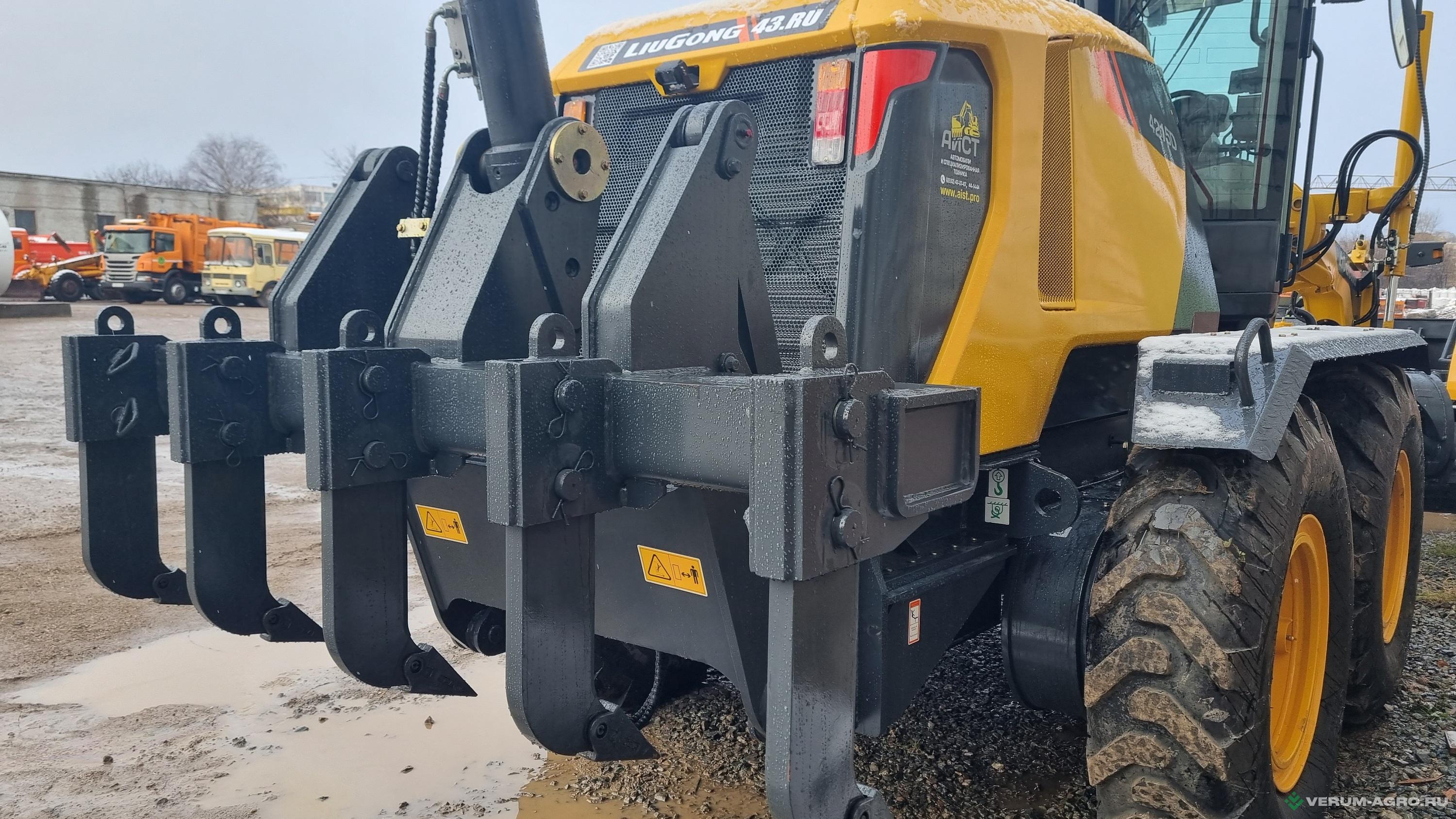 Грейдеры - LIUGONG CLG 4215-6WD 