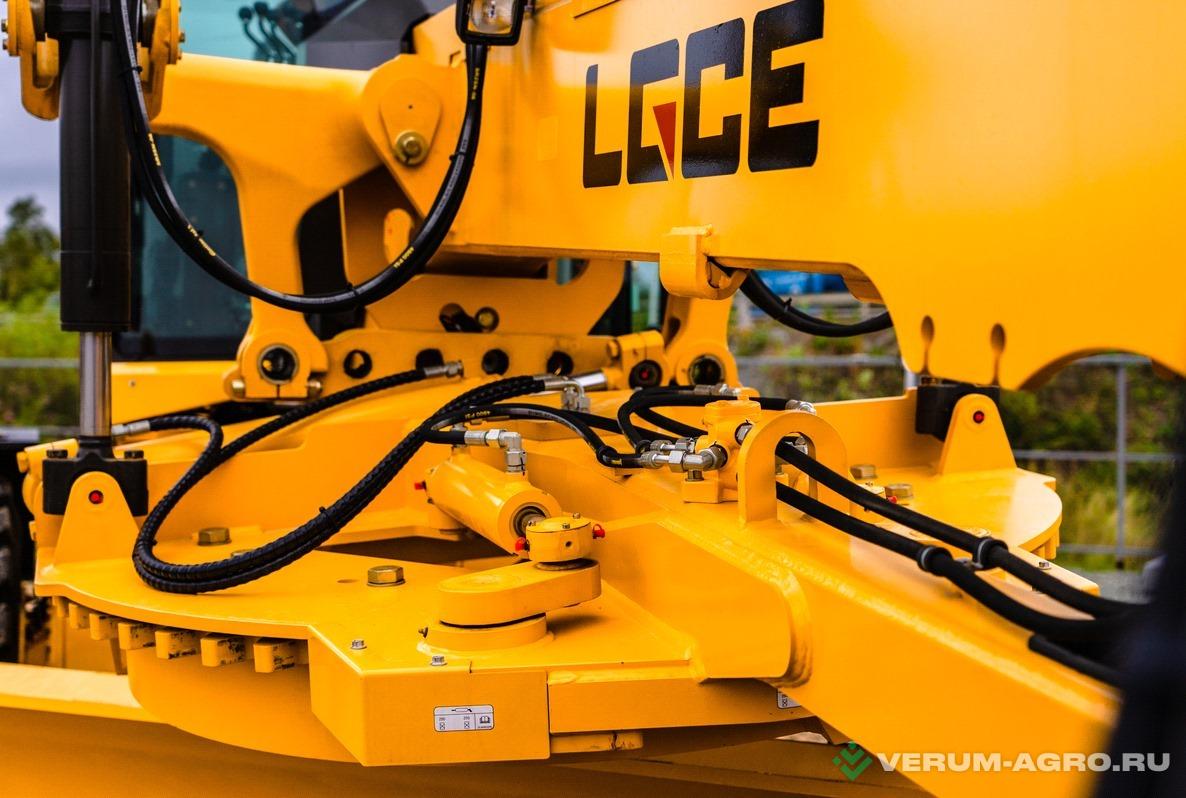 Грейдеры - LGCE G9220F AWD 