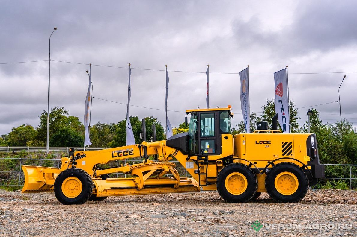Грейдеры - LGCE G9220F AWD 