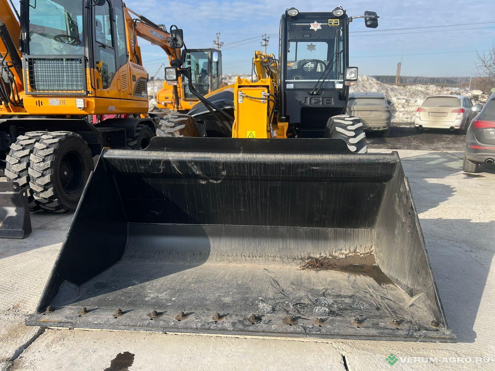 Телескопические погрузчики - JCB 530-70 