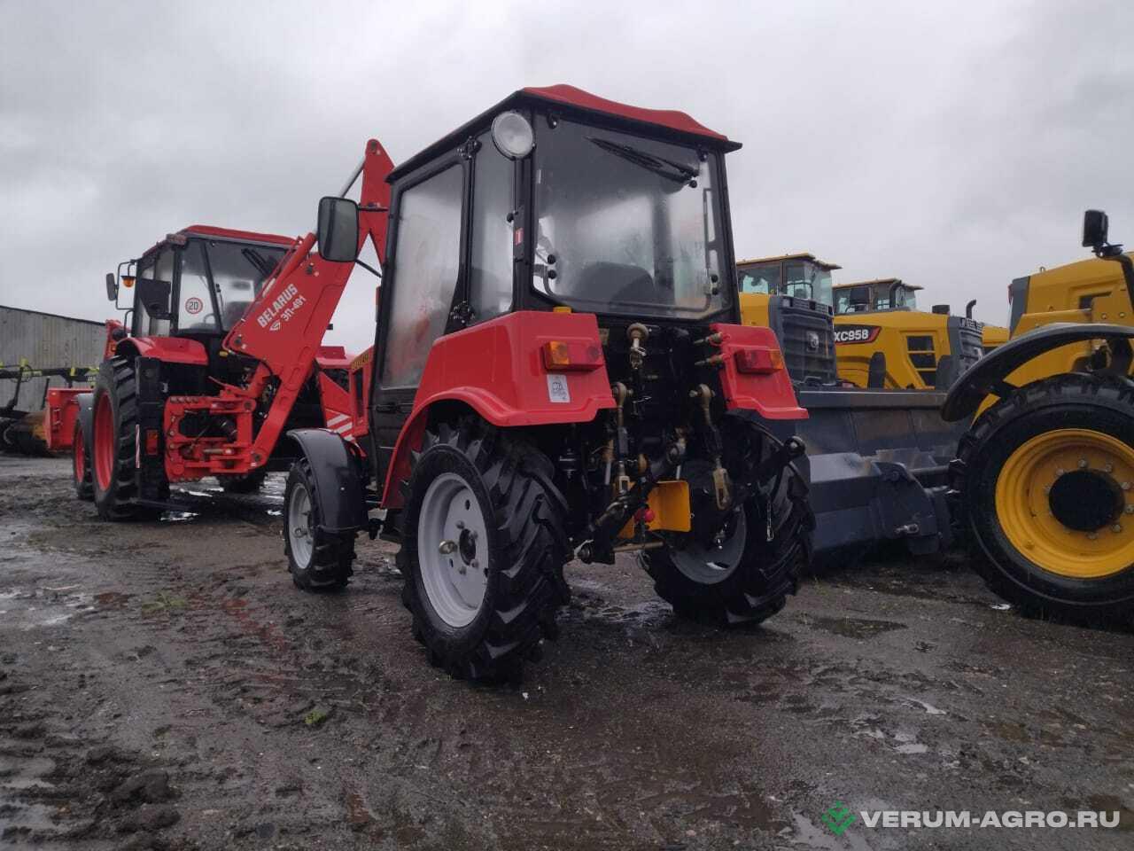 Колесные тракторы - БЕЛАРУС 320.4М 320