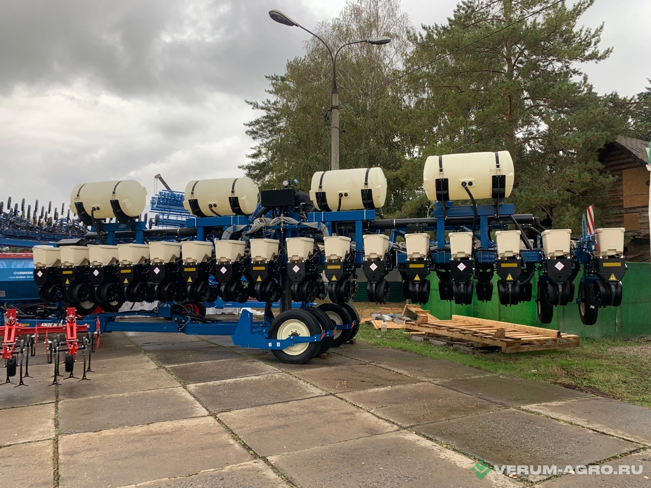 Сеялки - KINZE 3605 Split Row